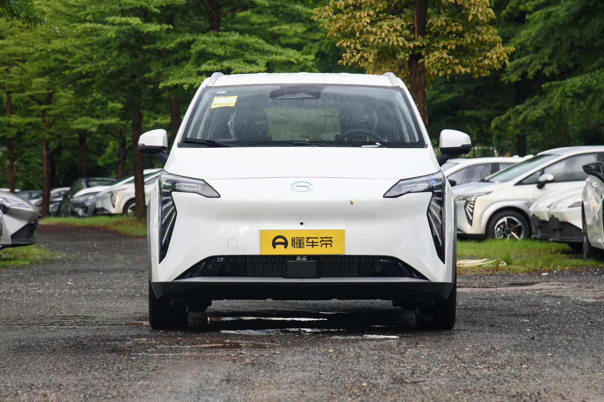  Y Plus 510 Smart Luxury