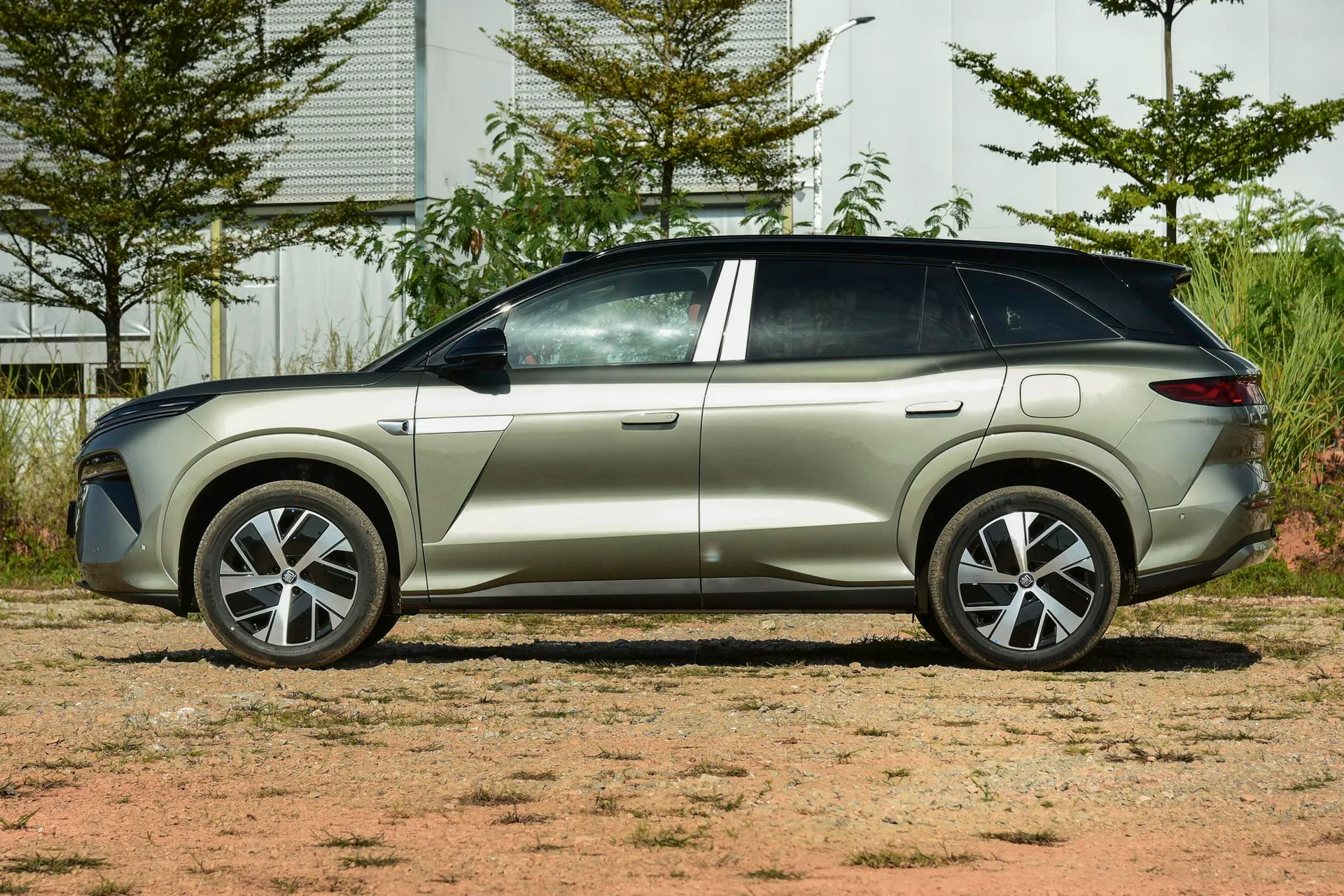  Tang L EV 670 KM RWD LiDAR Flagship