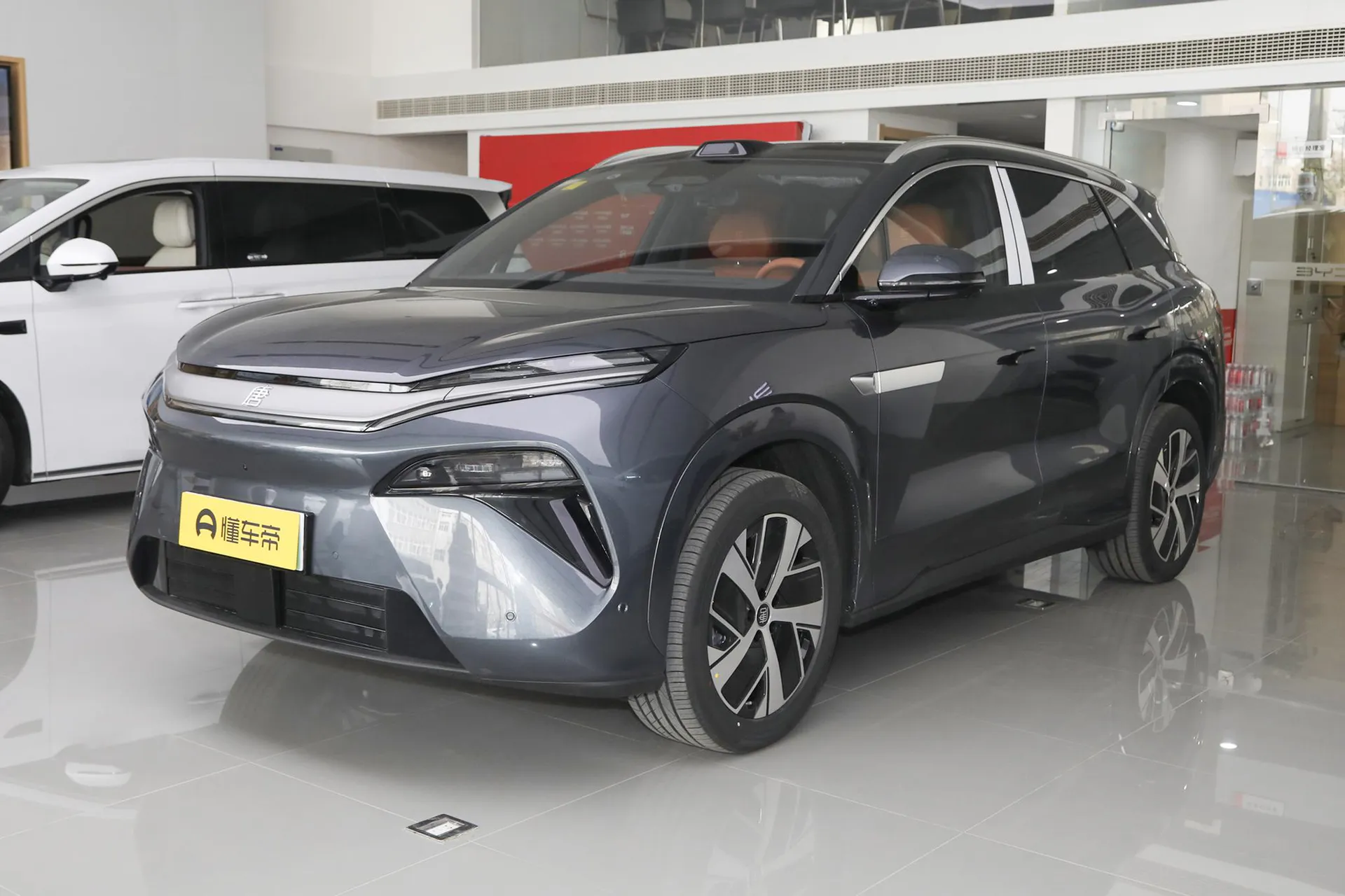  Tang L EV 670 KM RWD LiDAR Flagship