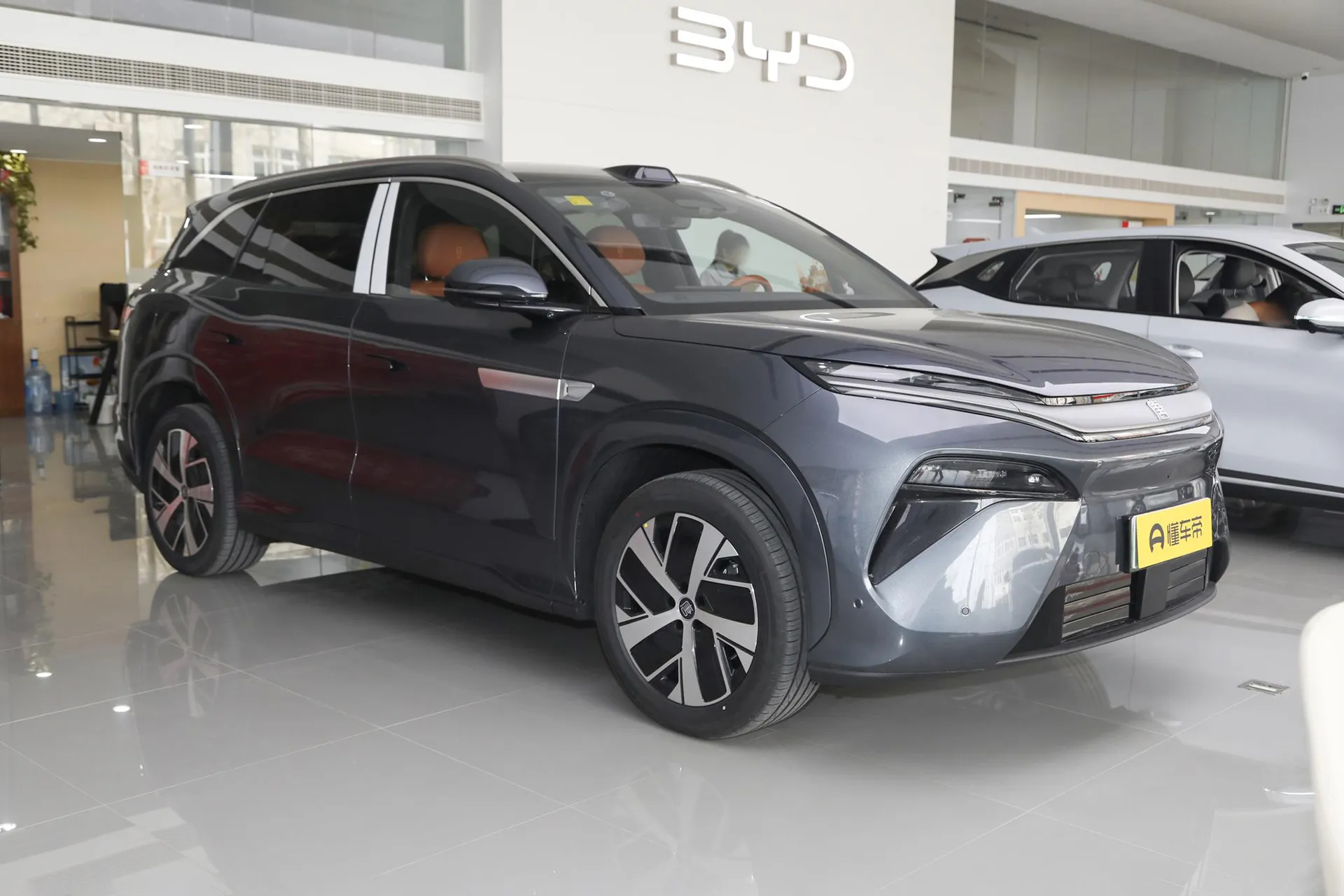  Tang L EV 670 KM RWD LiDAR Flagship