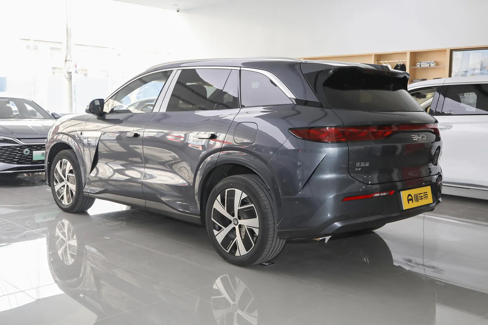  Tang L EV 670 KM RWD LiDAR Flagship