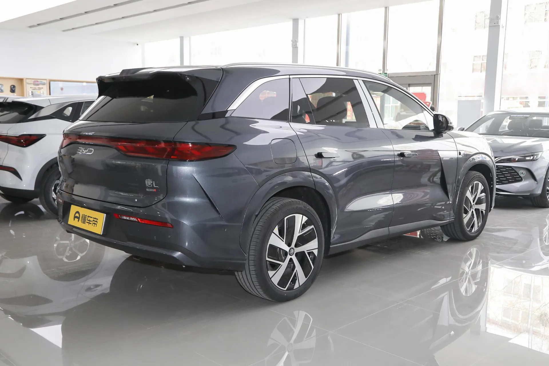  Tang L EV 670 KM RWD LiDAR Flagship
