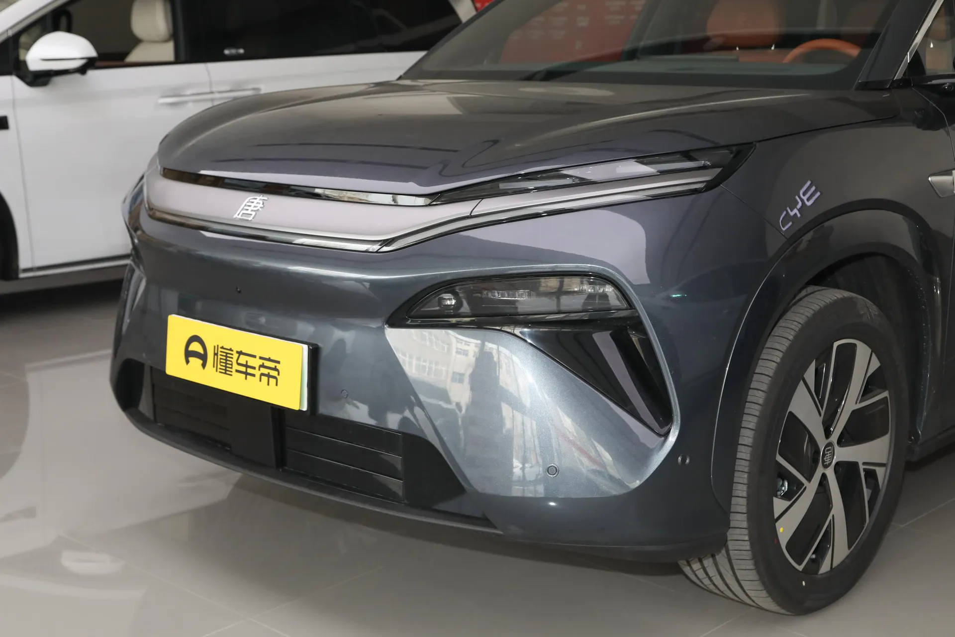  Tang L EV 670 KM RWD LiDAR Flagship
