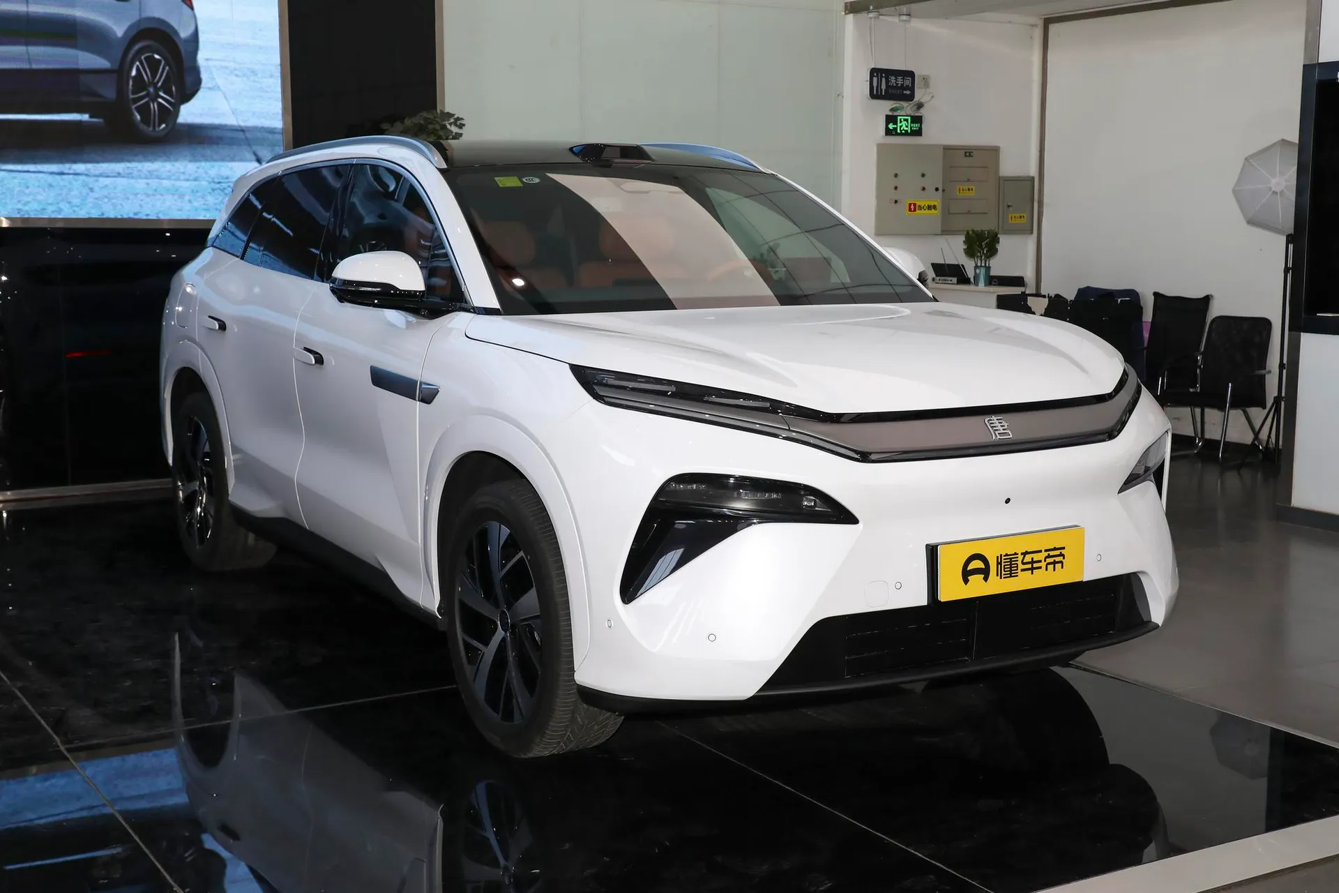  Tang L EV 670 KM RWD LiDAR Flagship