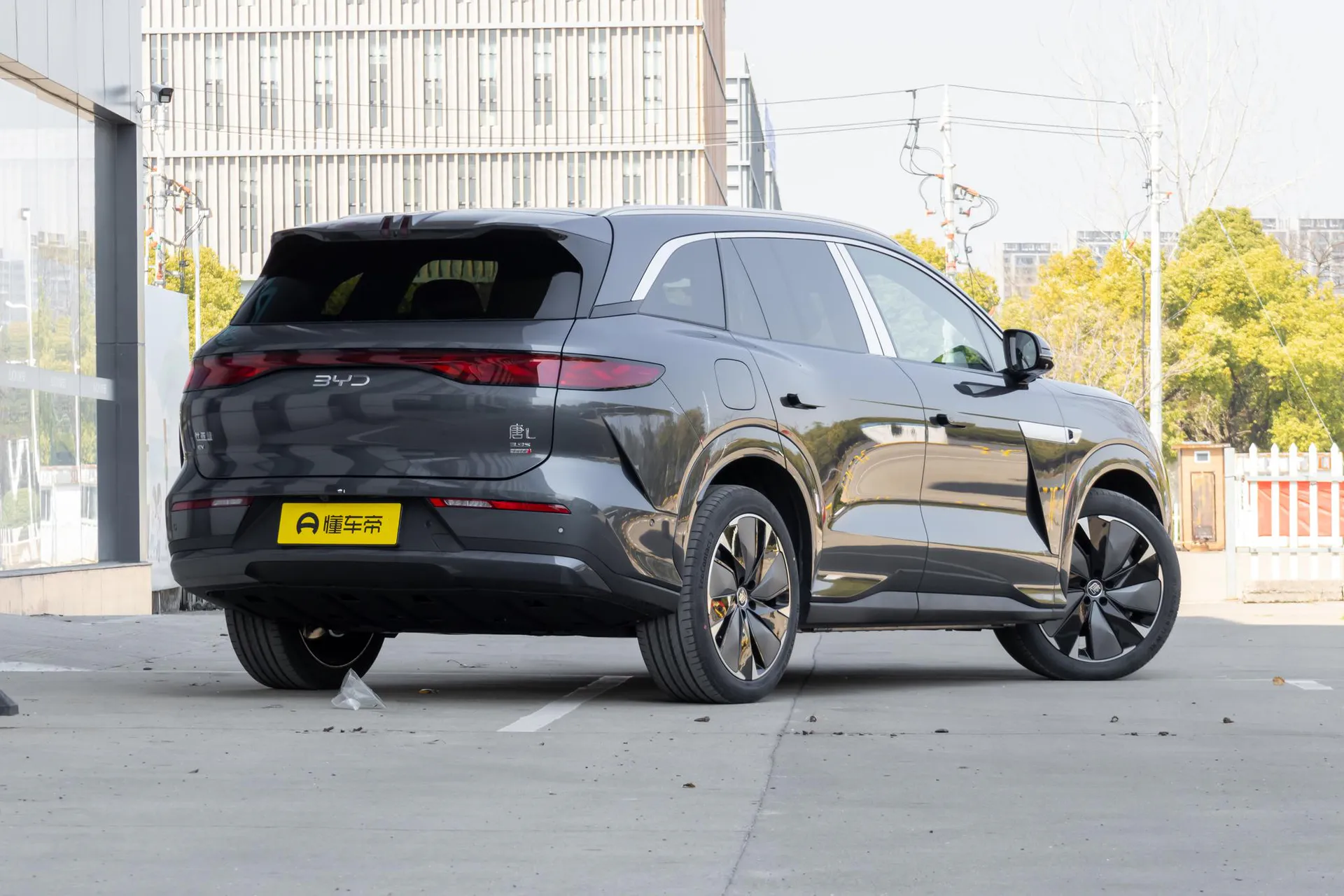  Tang L EV 600 KM AWD LiDAR Flagship