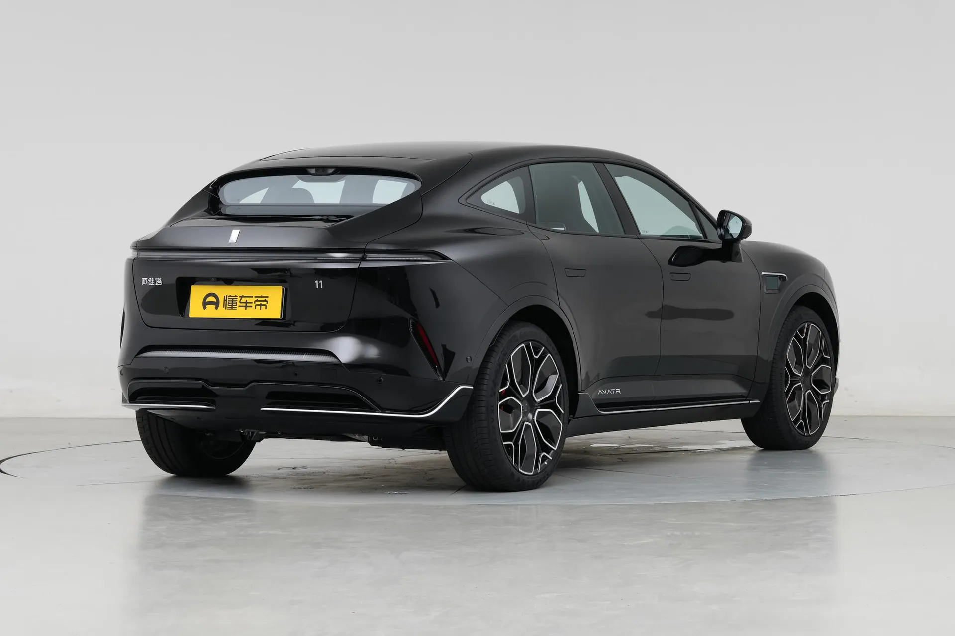 11 Facelift Ultra AWD EV