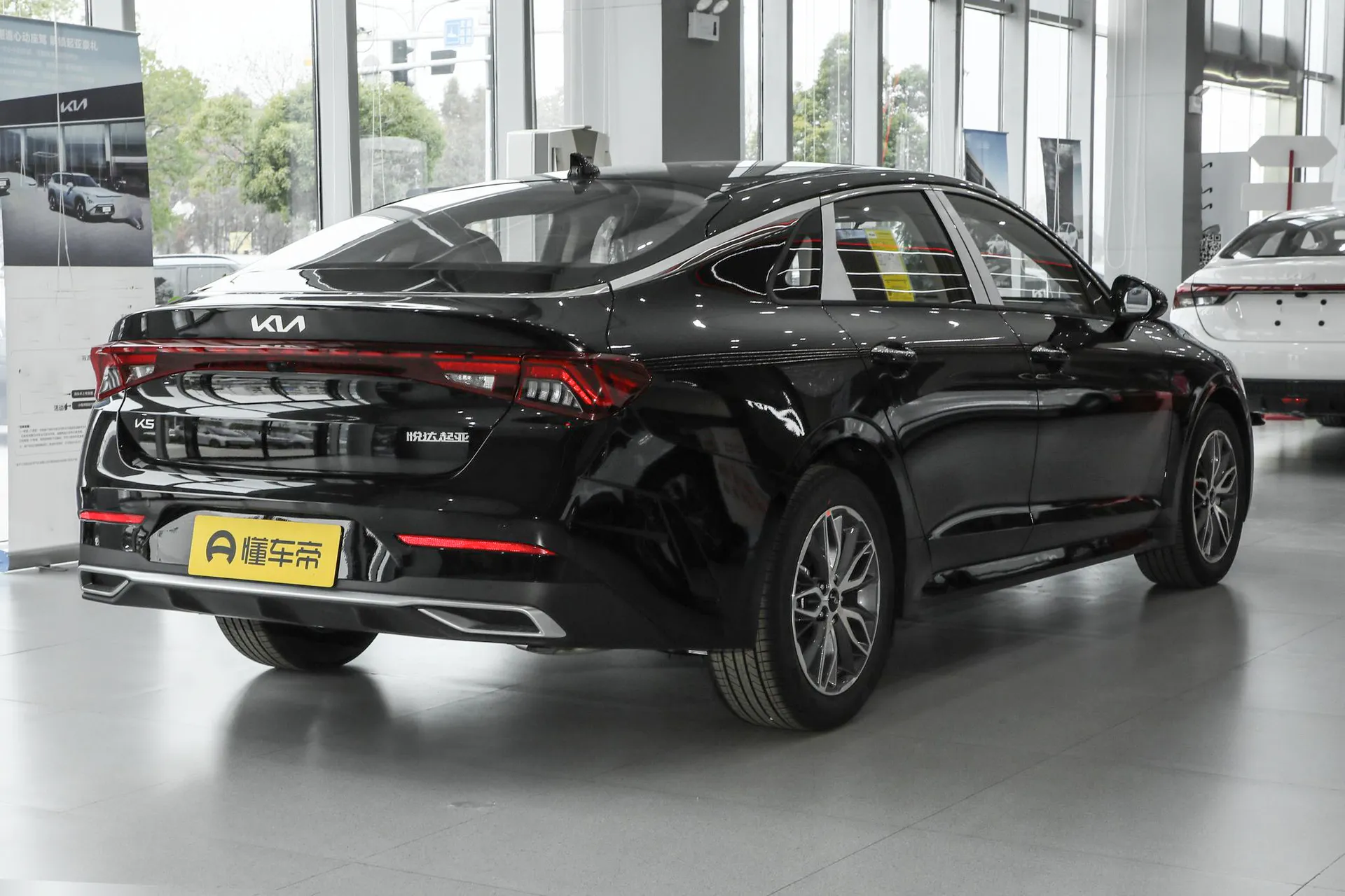  K5 1.5T Luxury