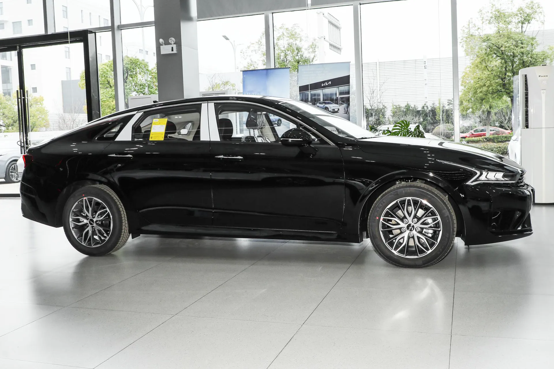  K5 1.5T Luxury