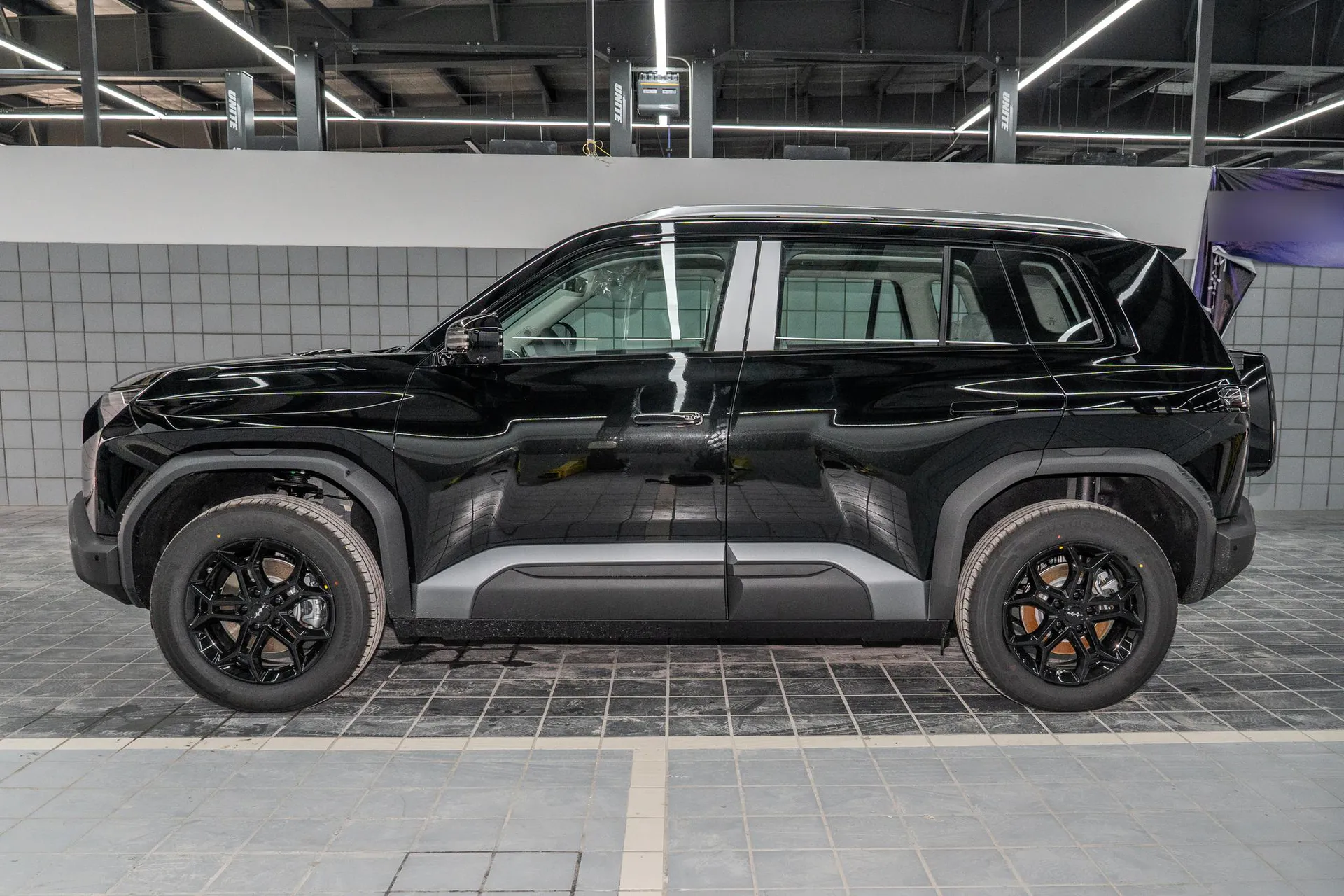  Titanium 3 501 KM RWD Pro