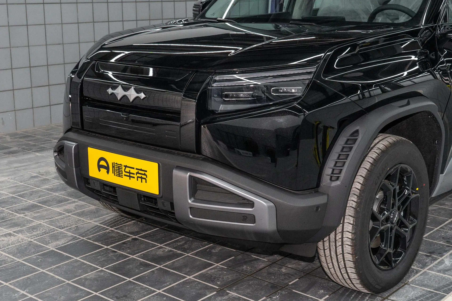  Titanium 3 501 KM RWD Pro
