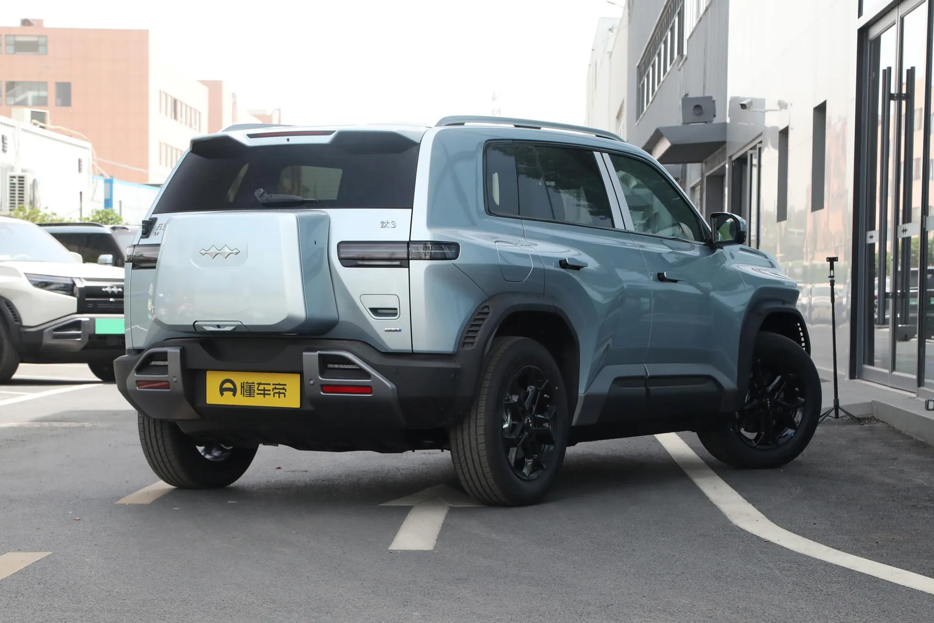  Titanium 3 501 KM RWD Max