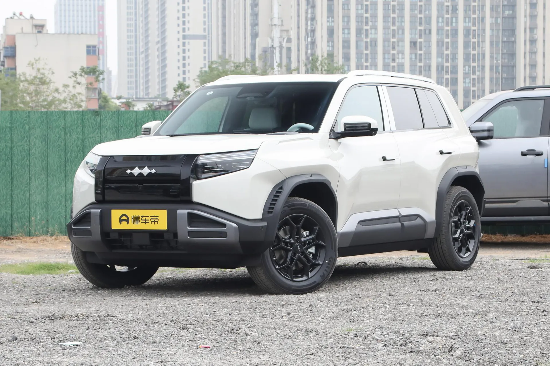  Titanium 3 501 KM RWD Max