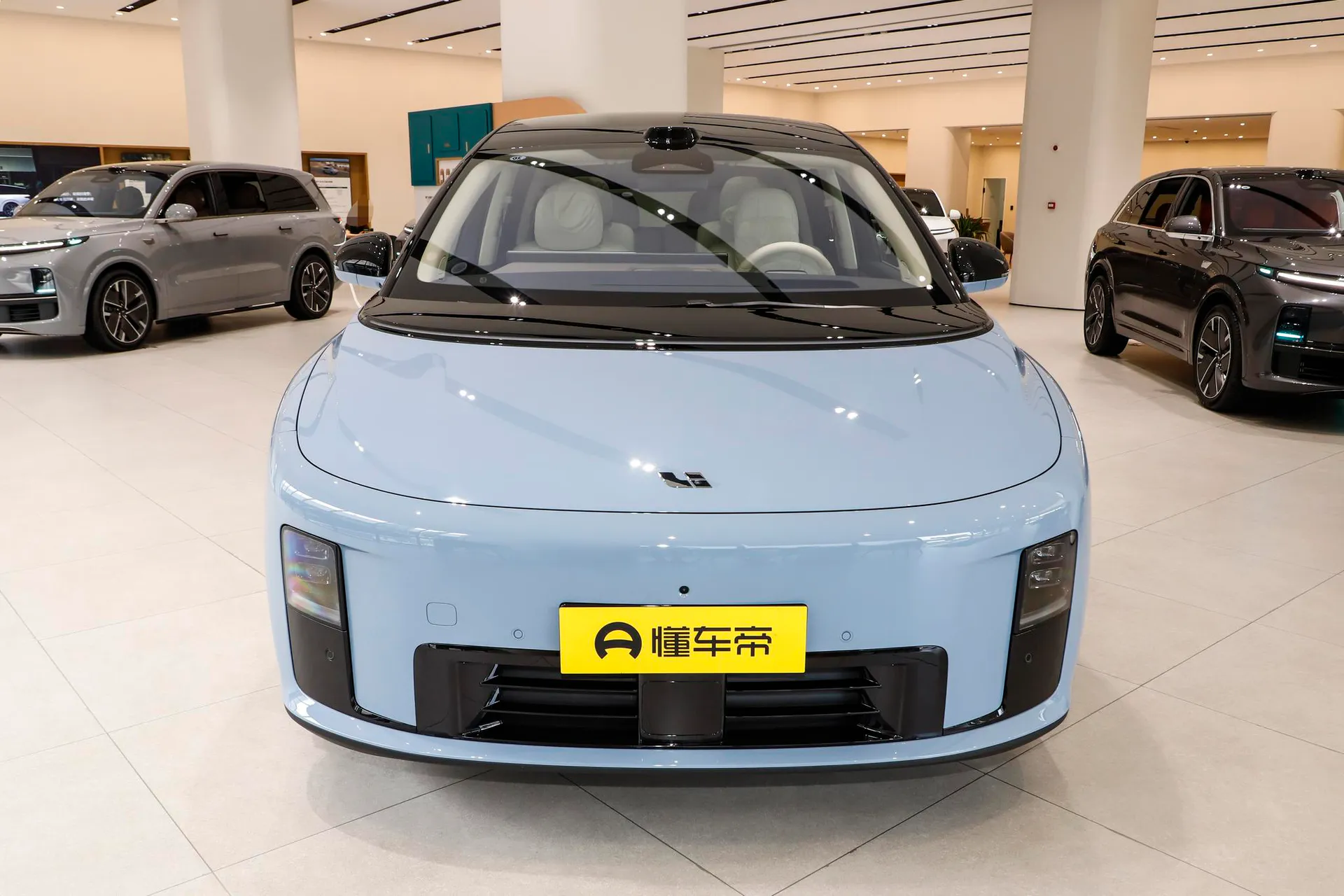  i8 Standard