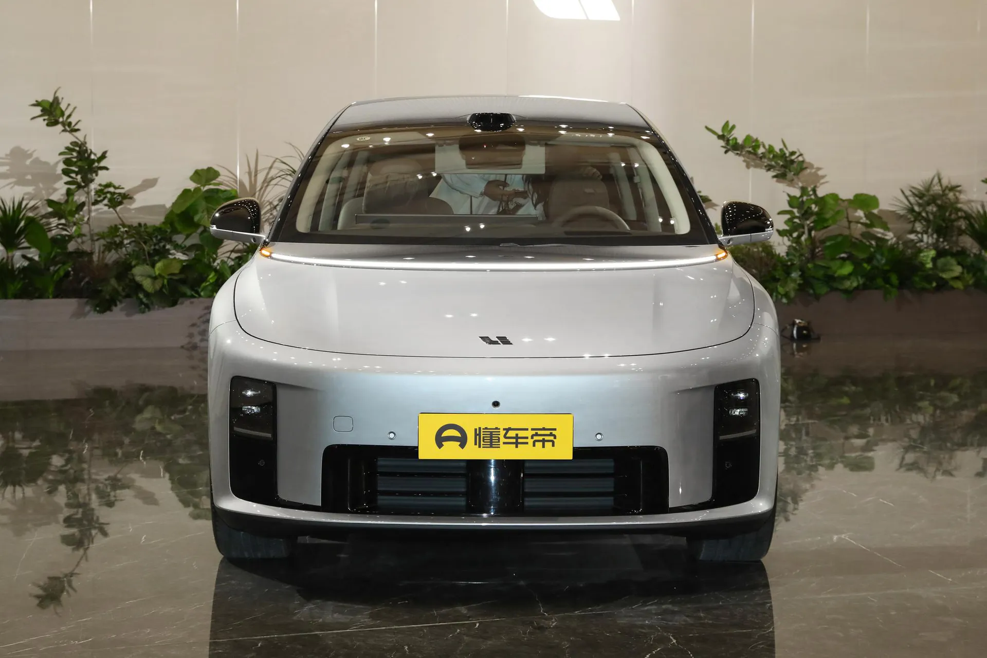 i8 Standard