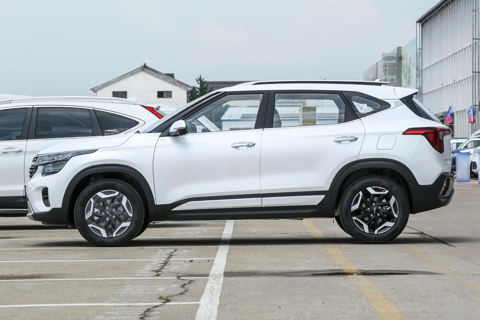  Cytus 1.5L IVT Premium