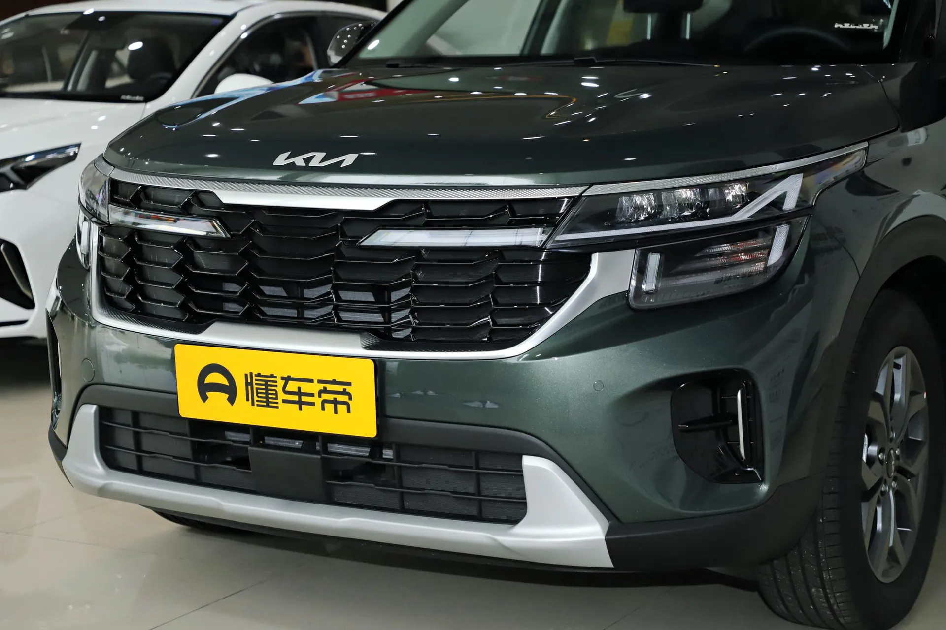  Cytus 1.5L IVT Luxury