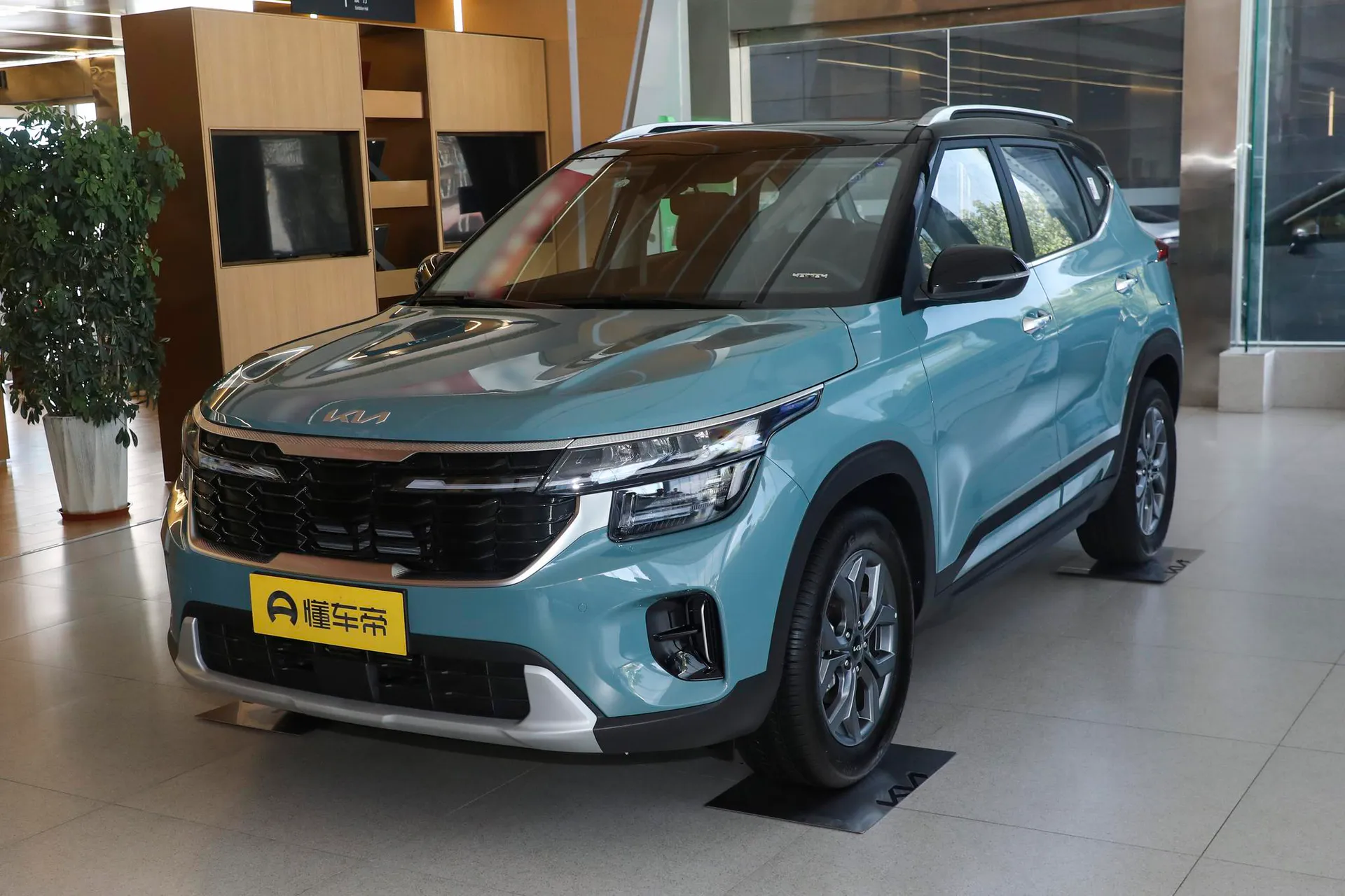  Cytus 1.5L IVT Luxury