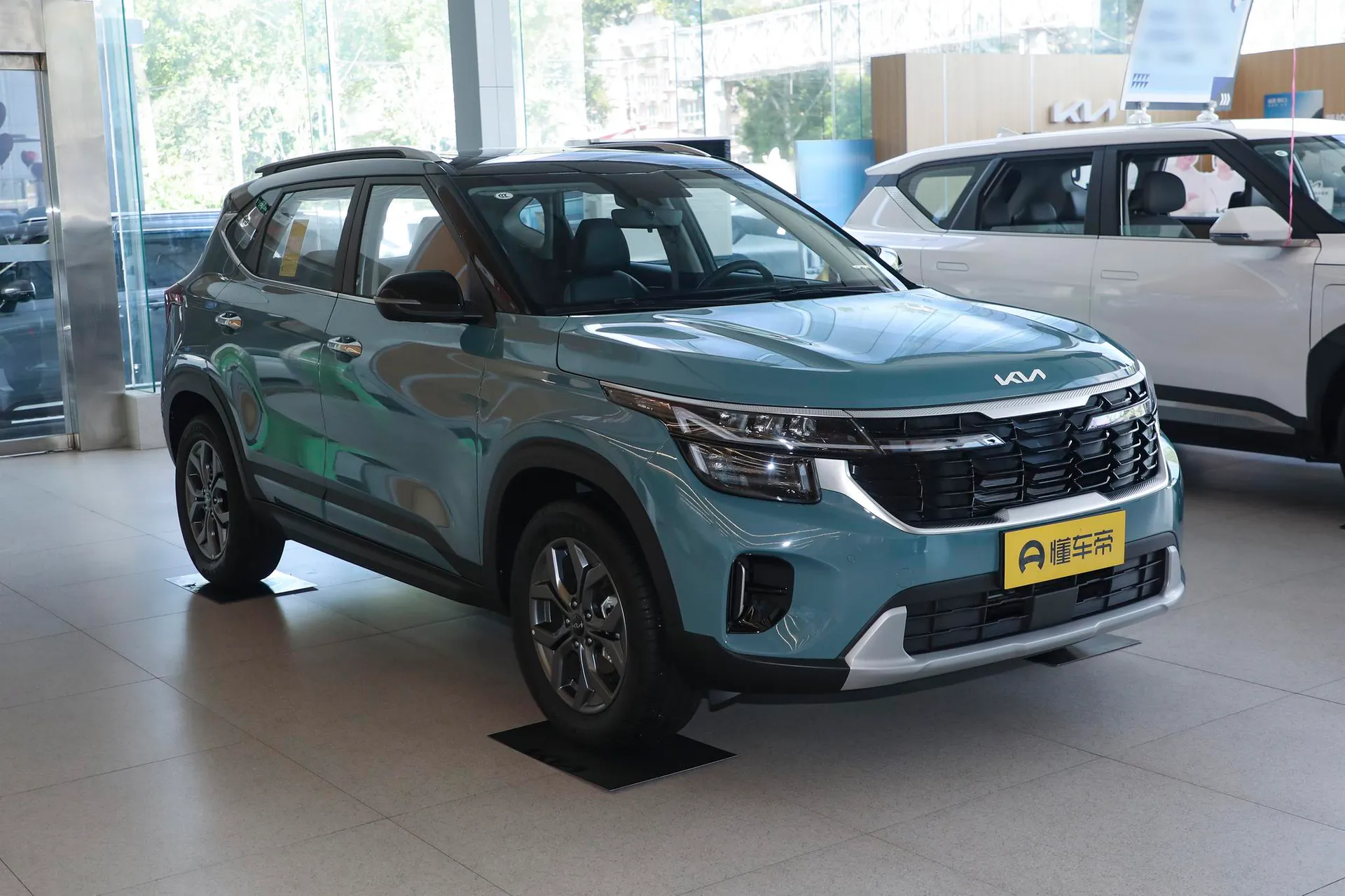  Cytus 1.5L IVT Luxury