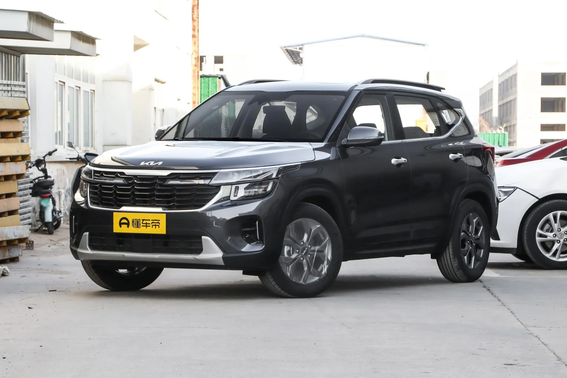  Cytus 1.5L IVT Luxury