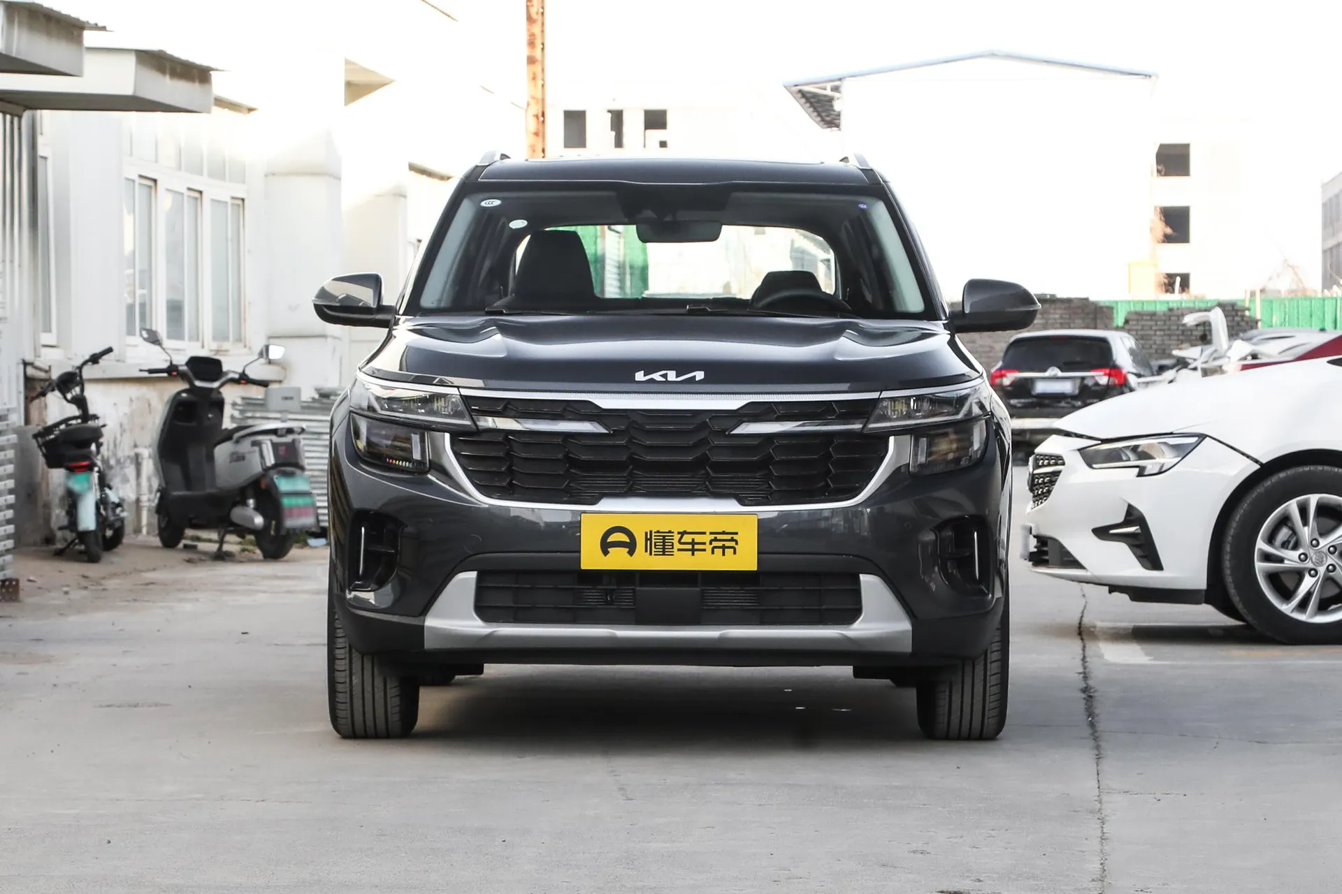  Cytus 1.5L IVT Luxury