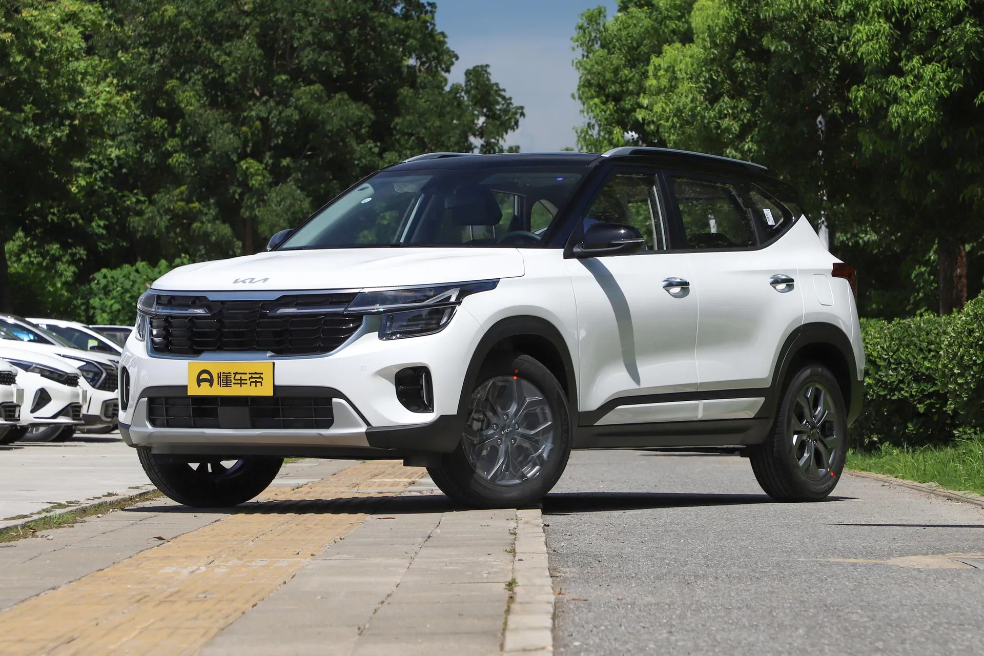  Cytus 1.5L IVT Luxury