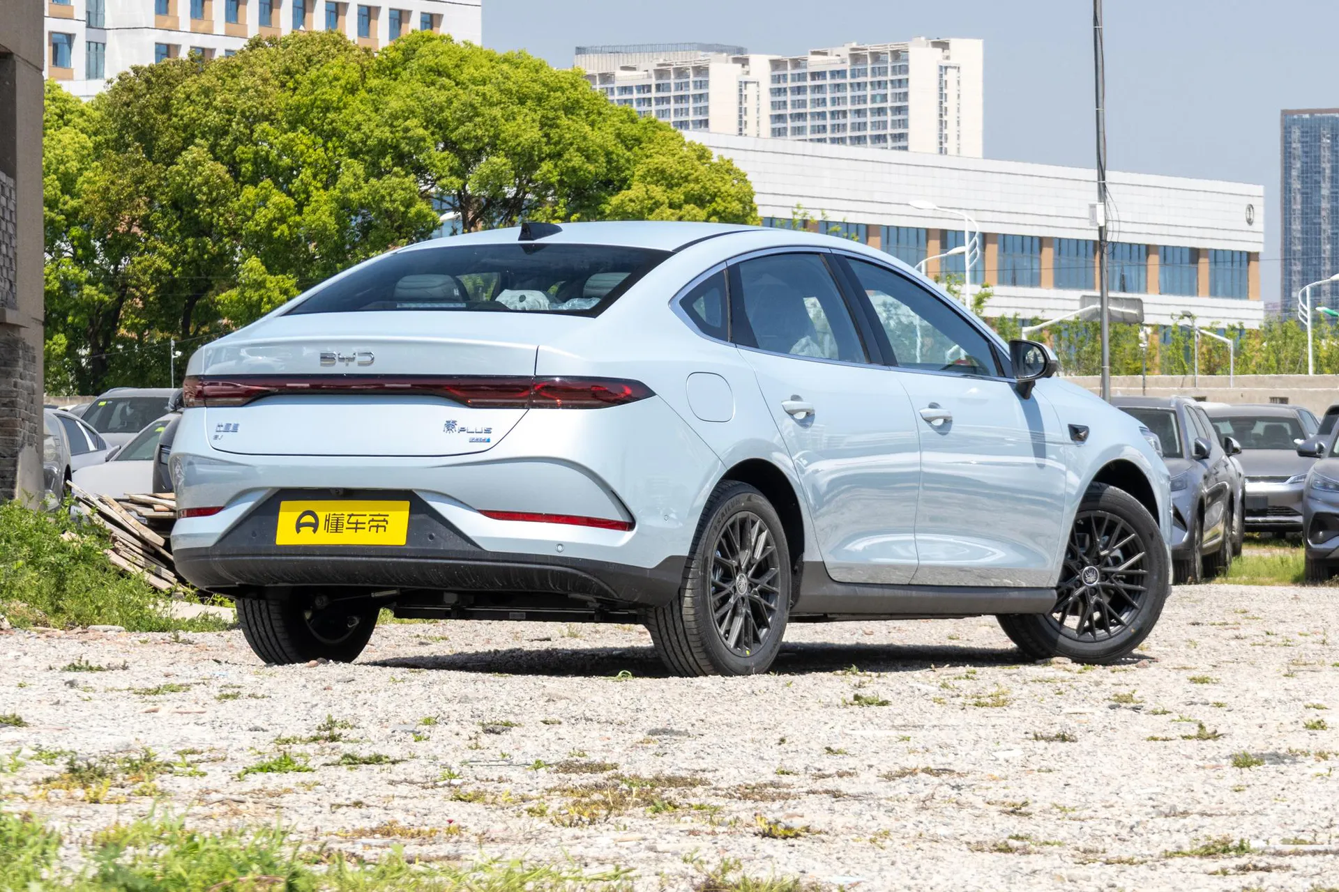  Qin Plus EV Smart Driving 510 KM Pilot