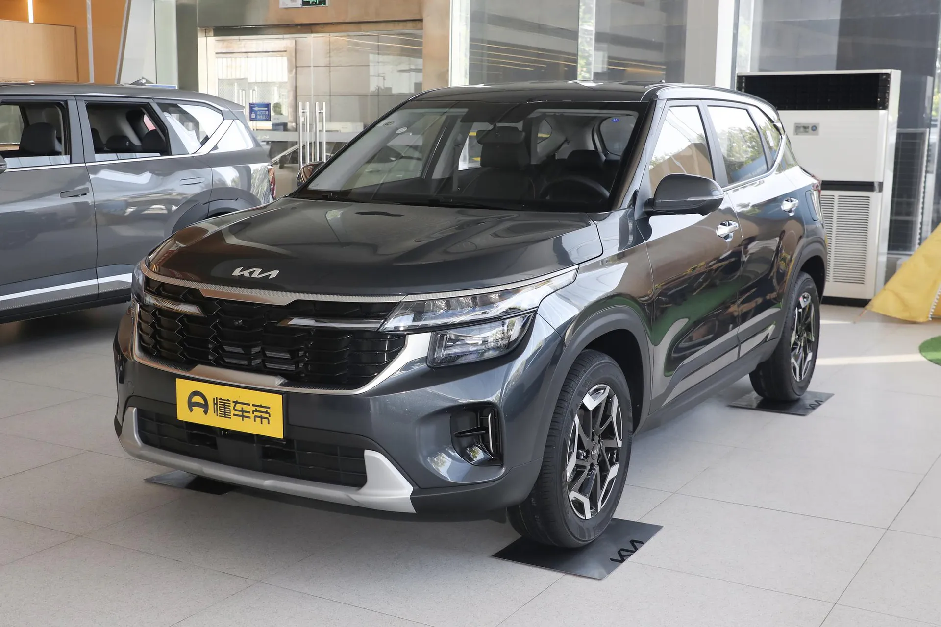  Cytus 1.5L IVT Luxury Comfort