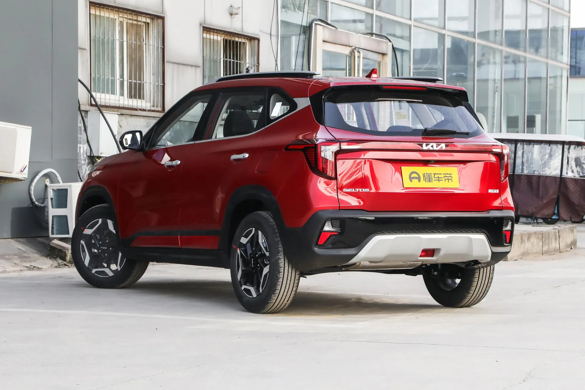  Cytus 1.5L IVT Luxury Comfort