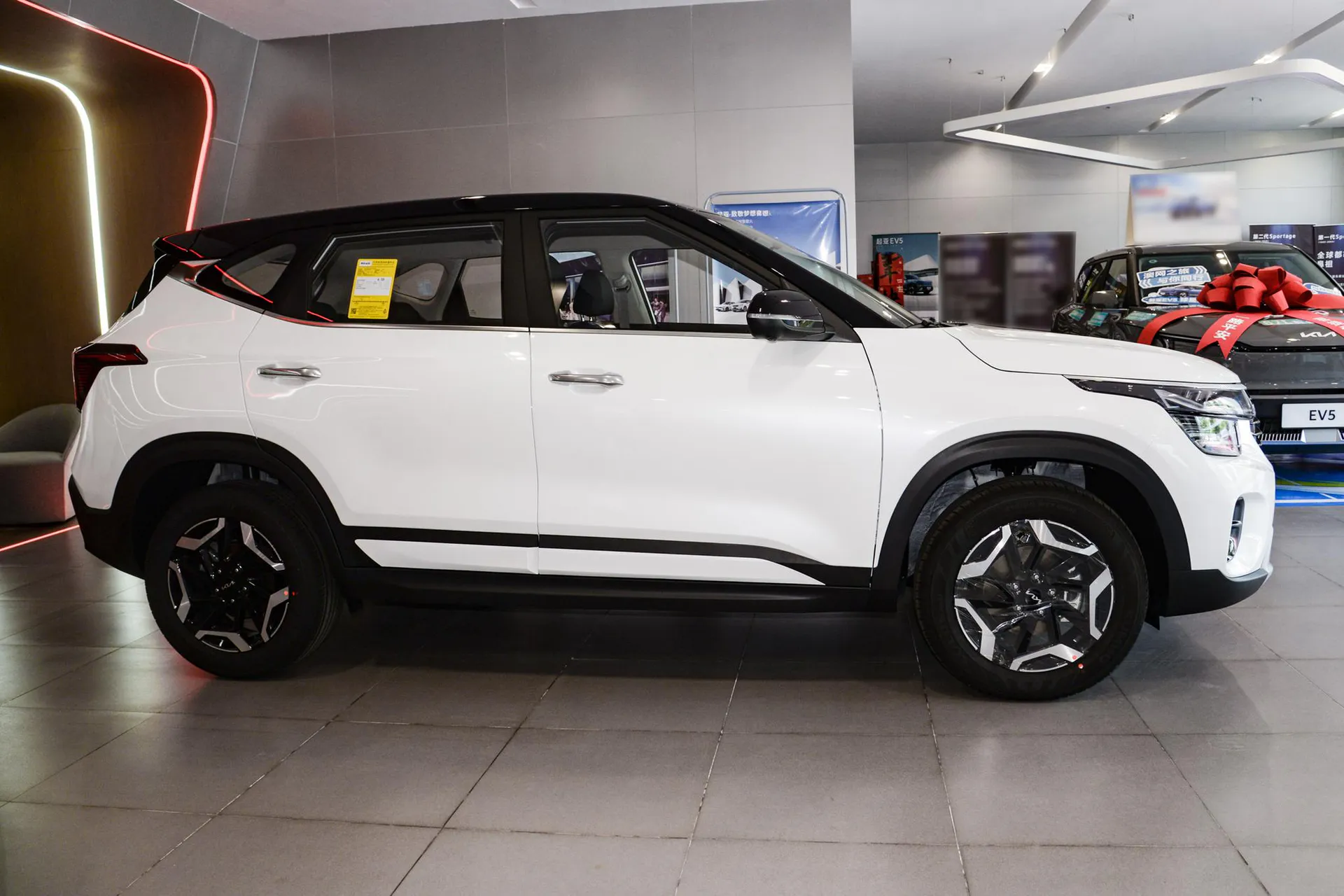  Cytus 1.5L IVT Luxury Comfort