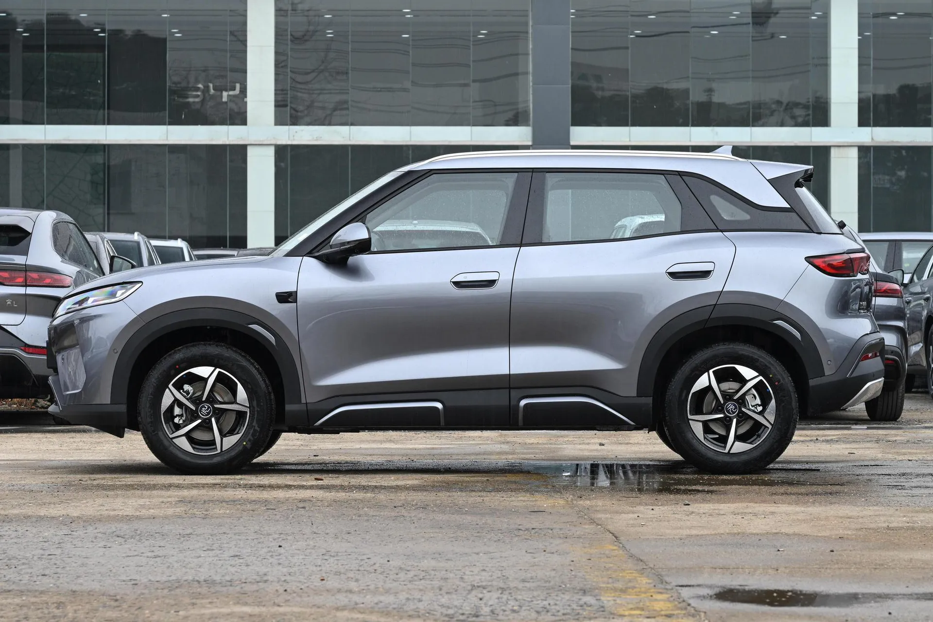  Yuan Up Smart Drive 401 KM Surpass
