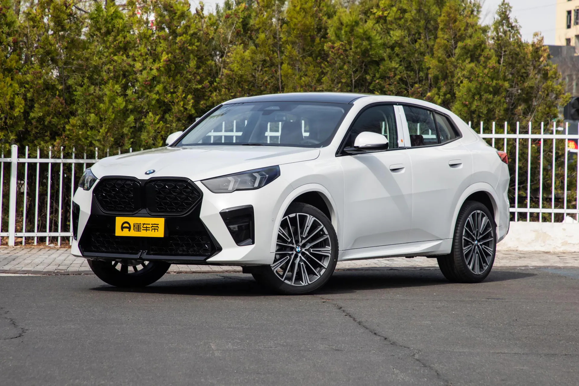  X2 xDrive25i M Sport Night Package