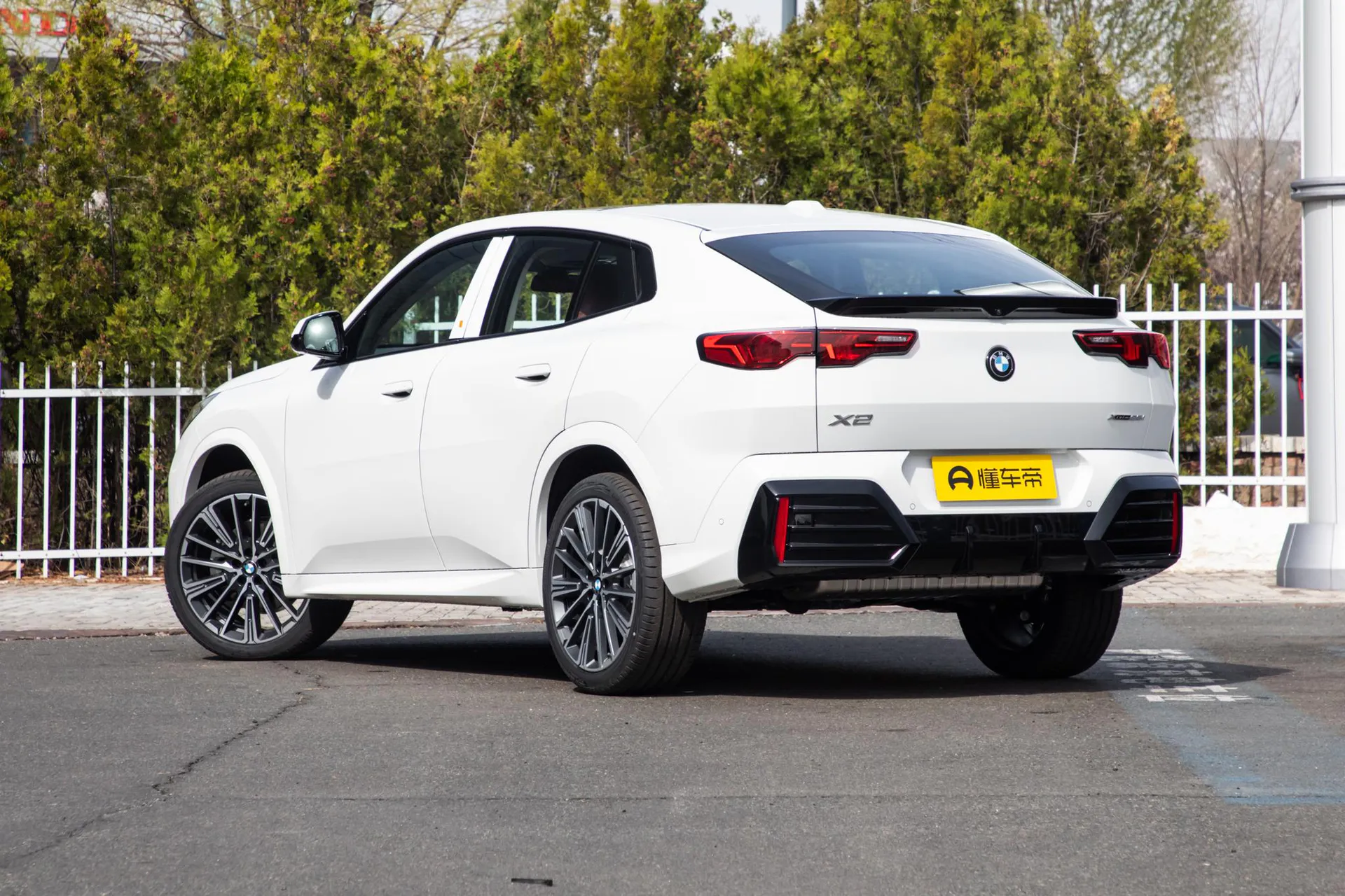  X2 xDrive25i M Sport Night Package