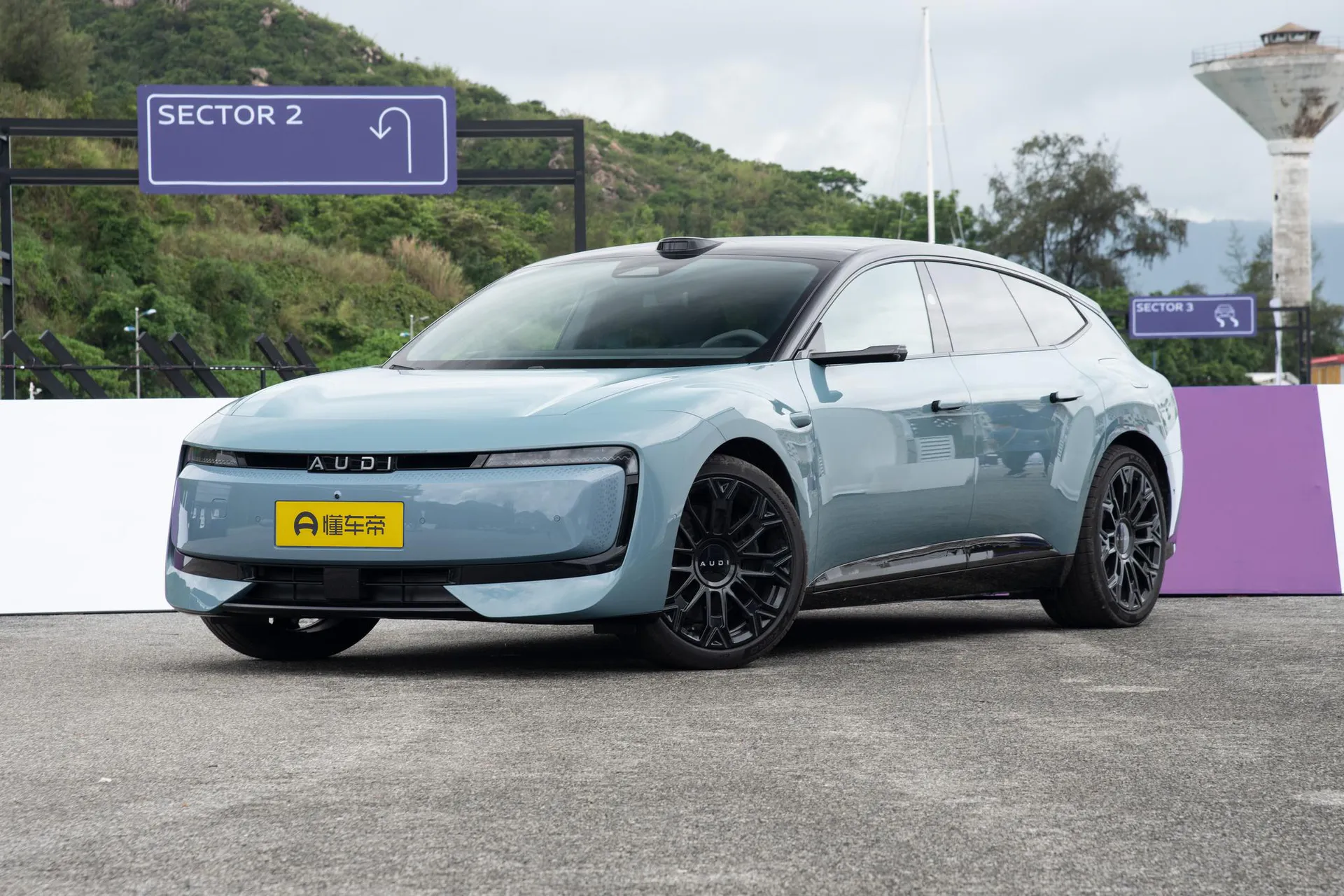  E5 Sportback Pioneer Plus