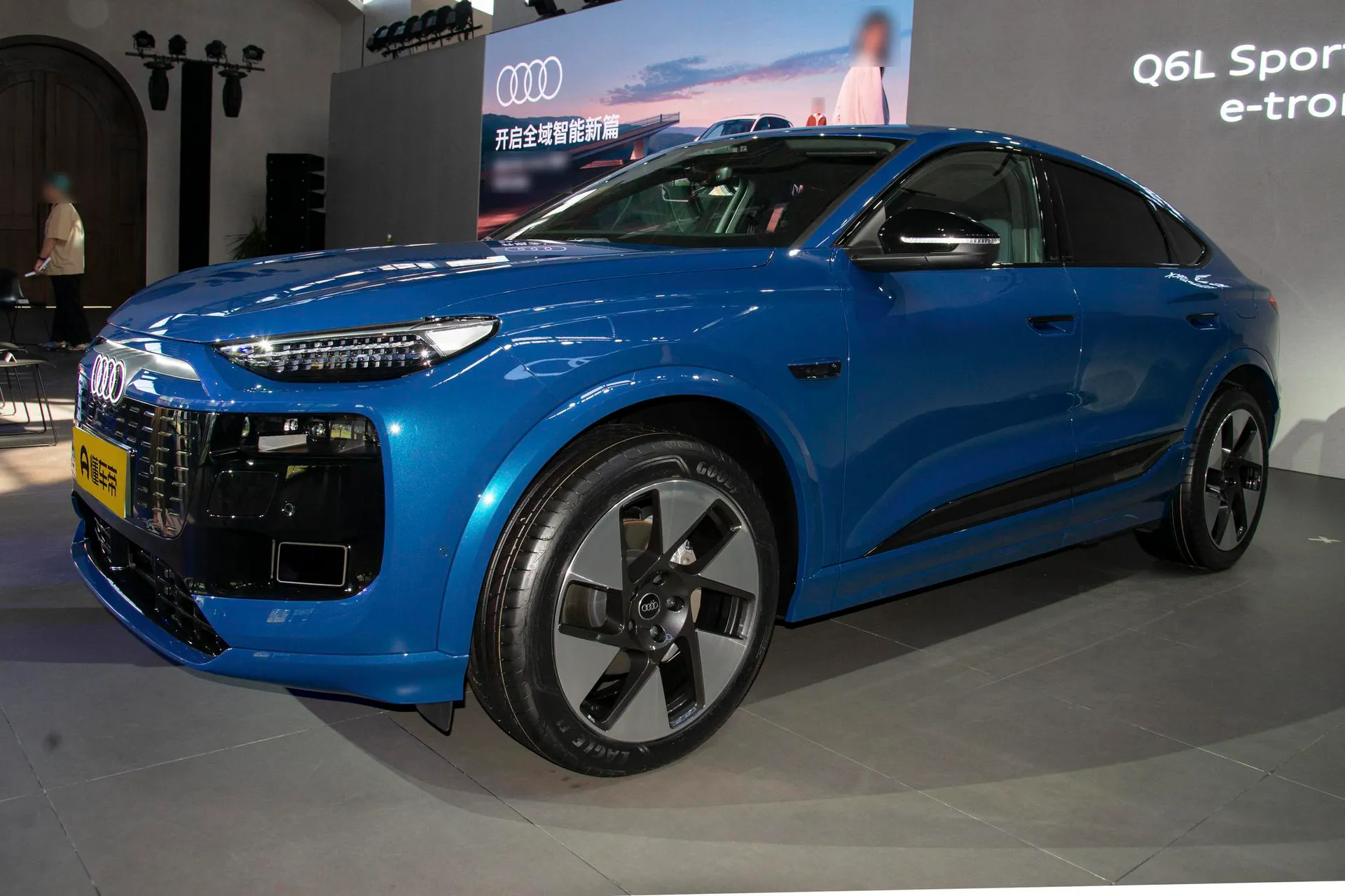  Q6L Sportback e-tron First Launch Pilot