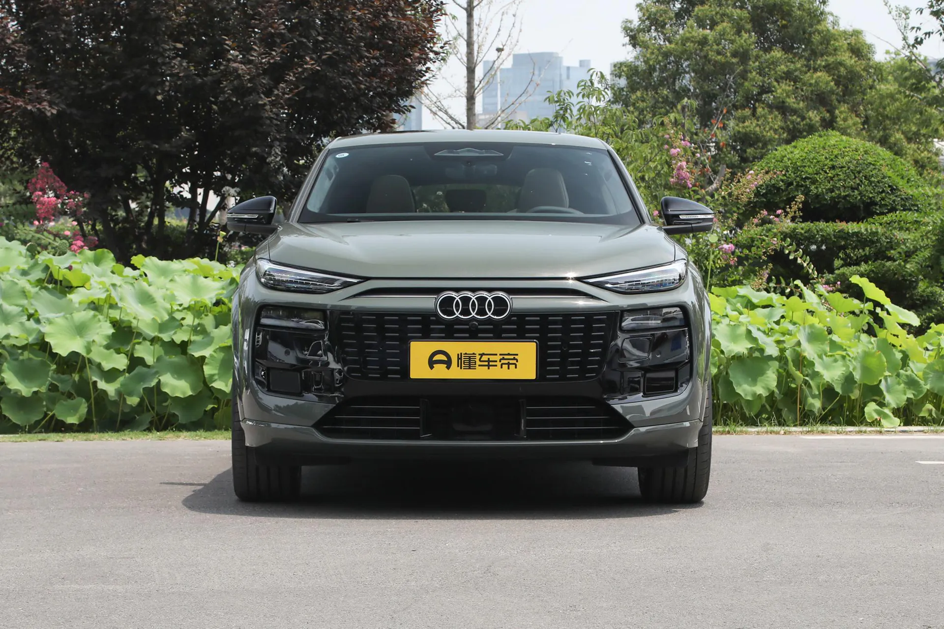  Q6L Sportback e-tron First Launch Pilot