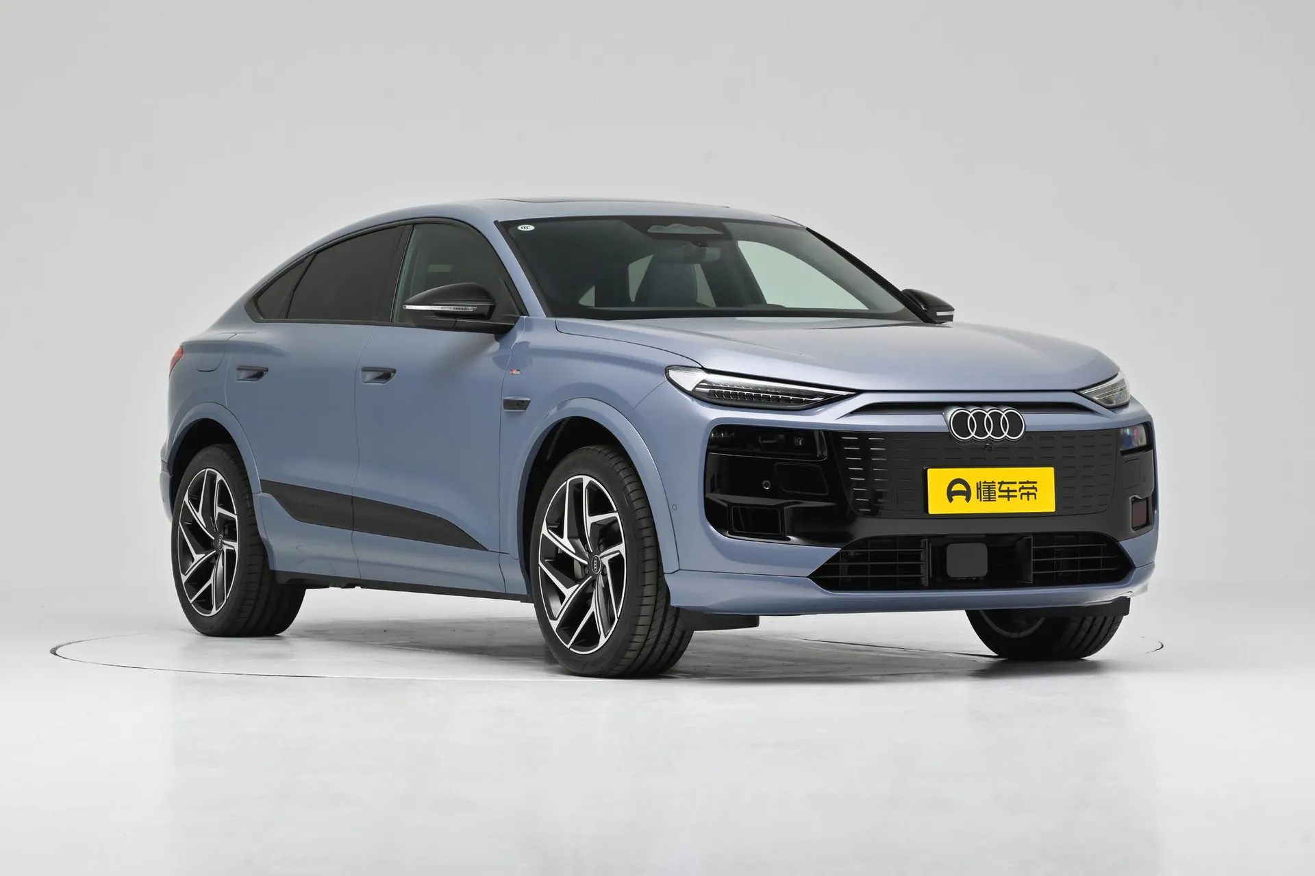  Q6L Sportback e-tron First Launch Pilot