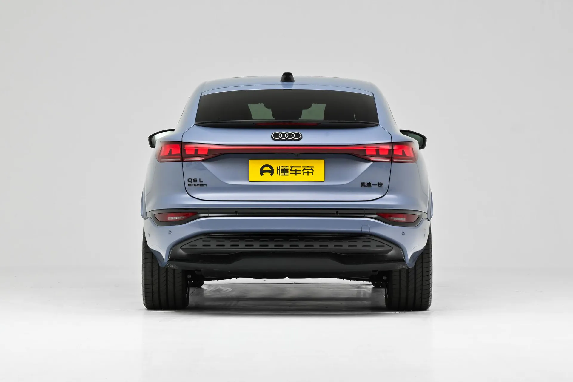  Q6L Sportback e-tron First Launch Pilot