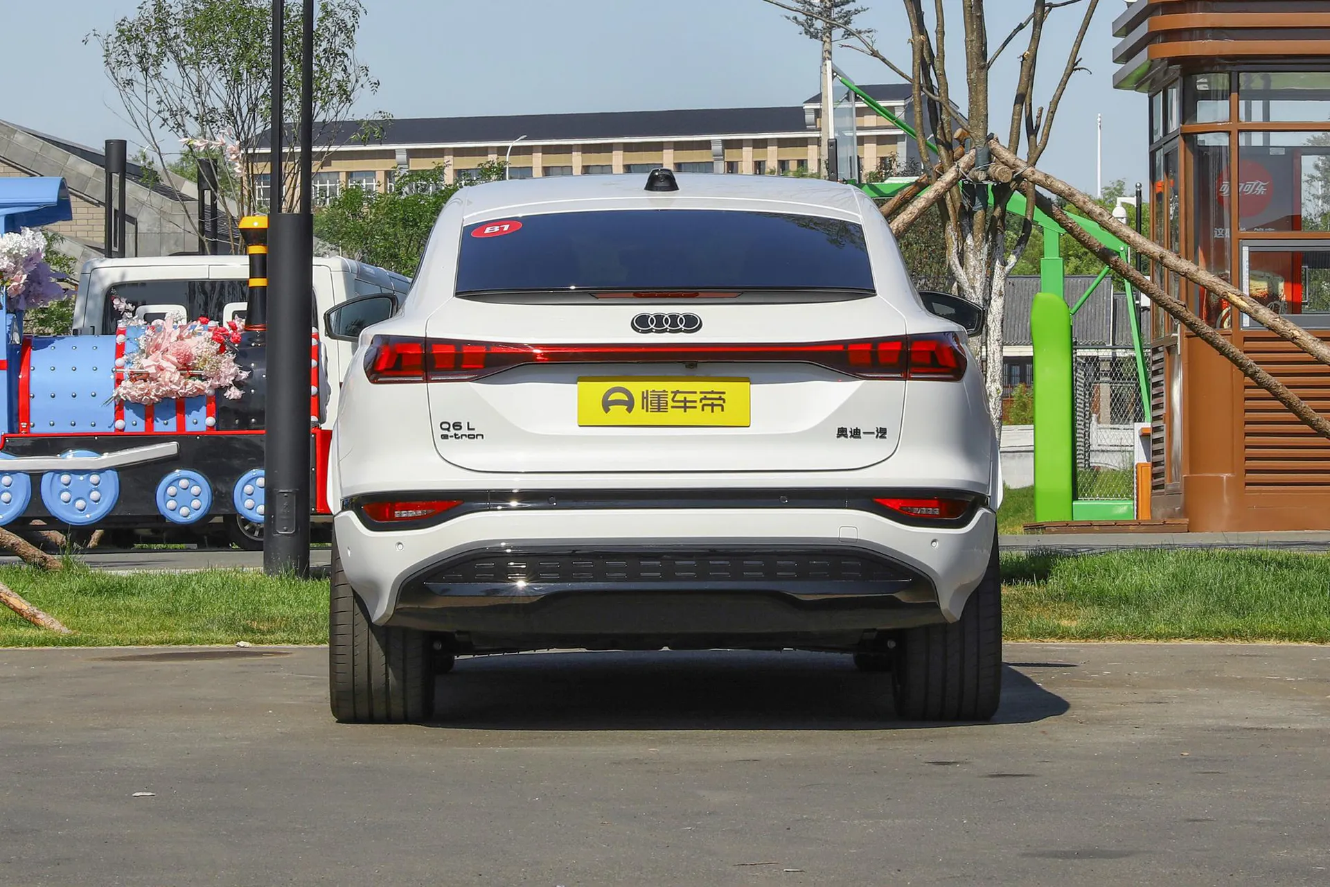  Q6L Sportback e-tron First Launch Pilot