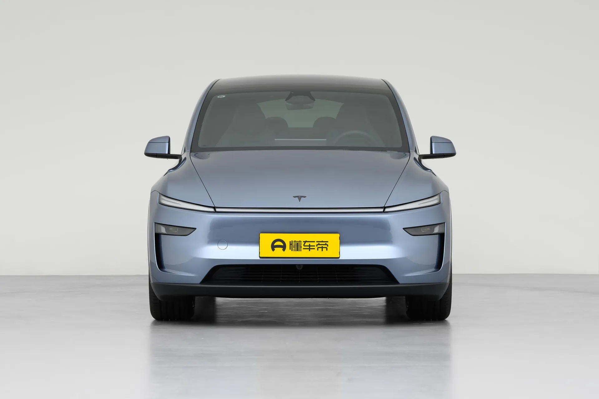  Model Y L Standard
