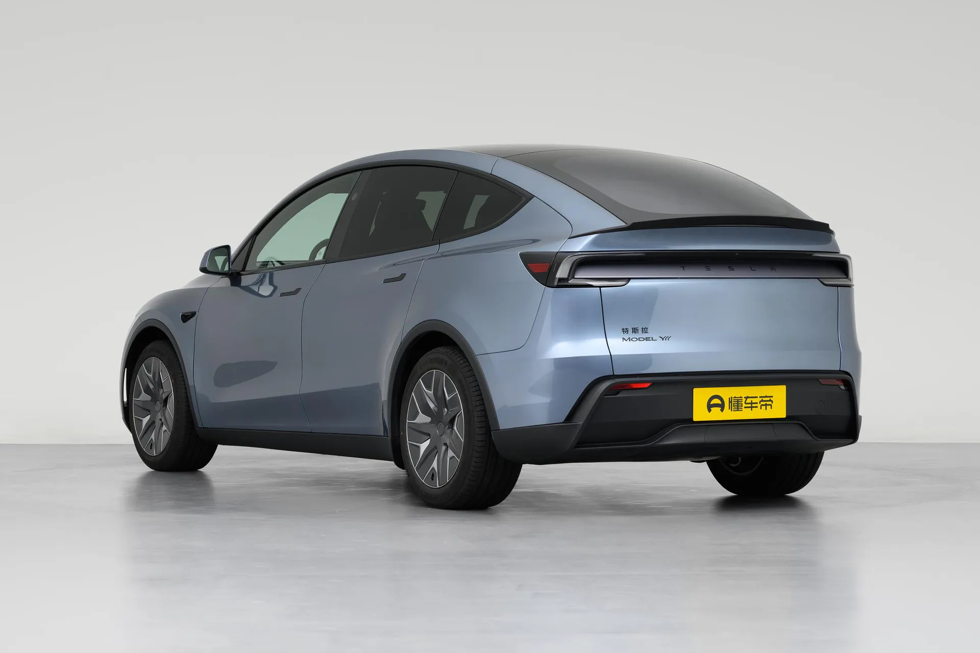 Model Y L Standard