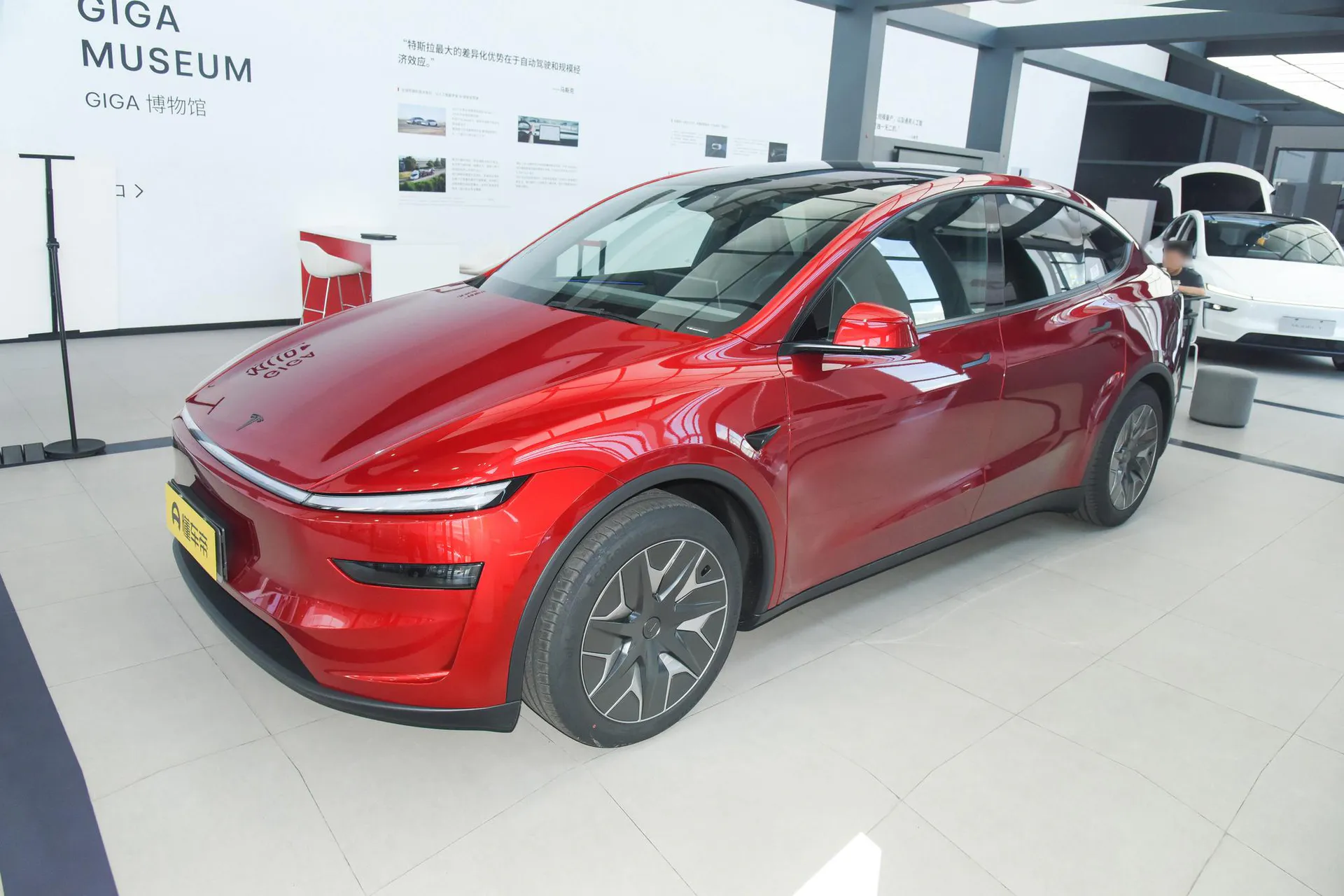  Model Y L Standard