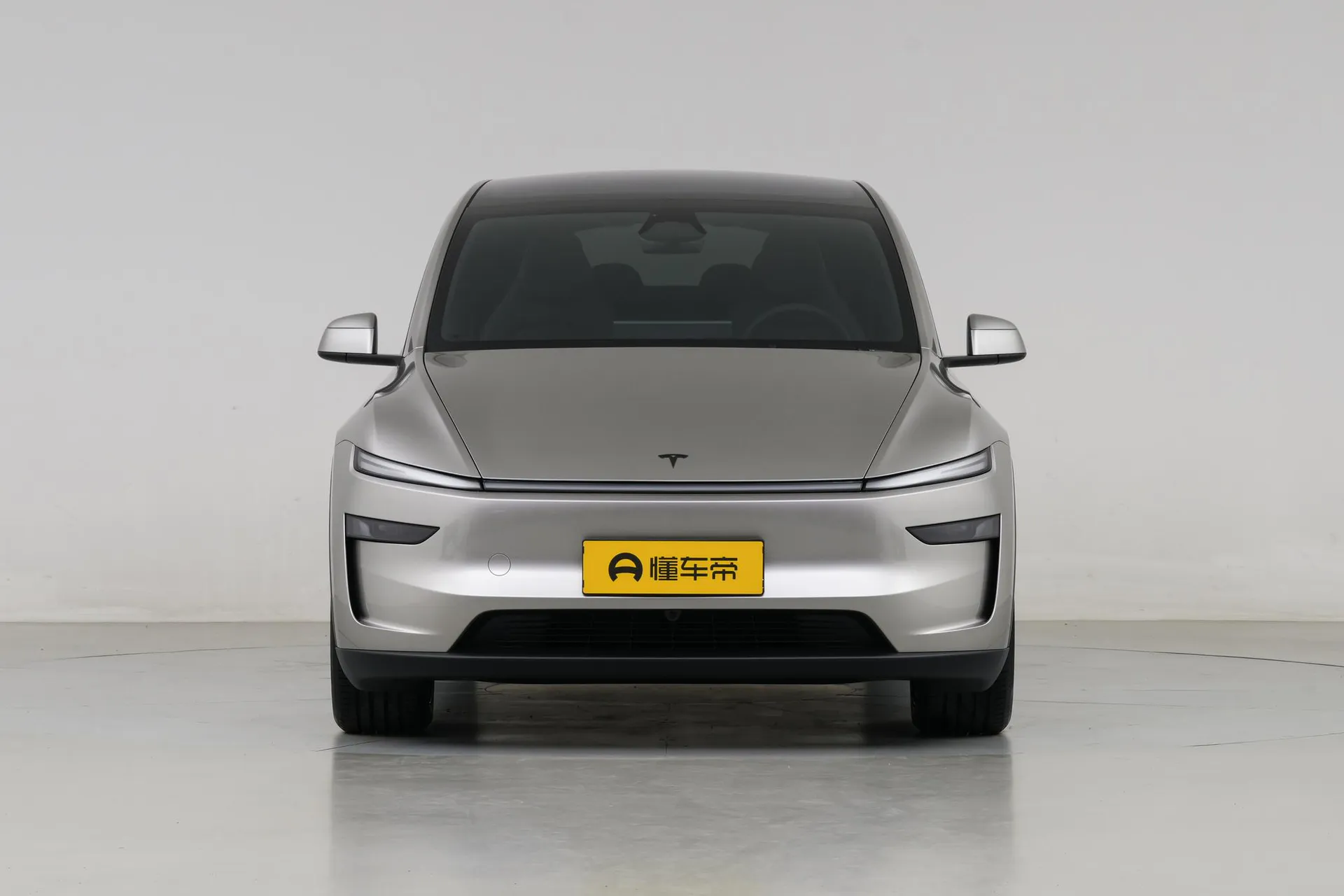  Model Y L Standard