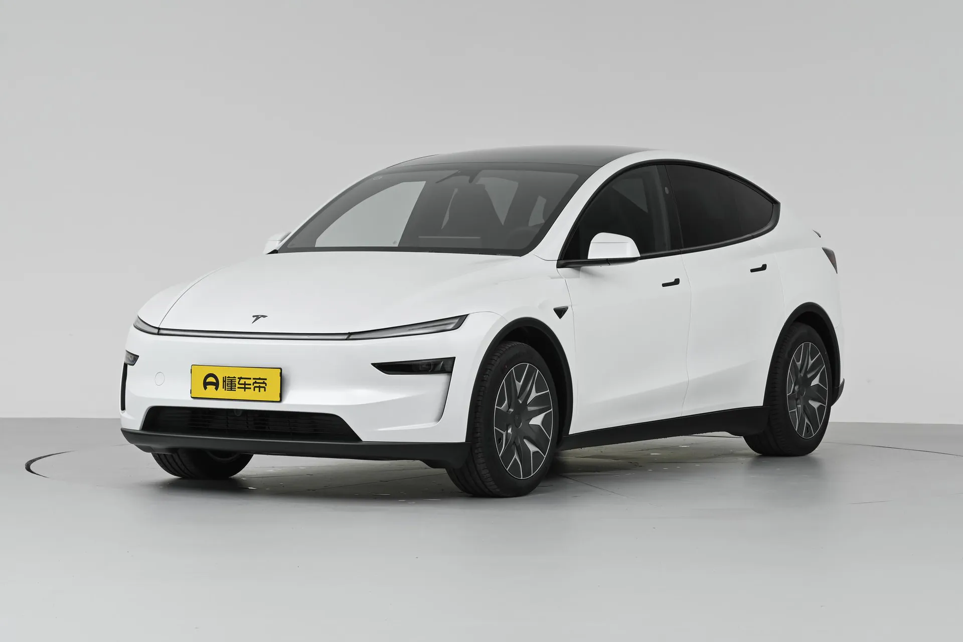  Model Y L Standard