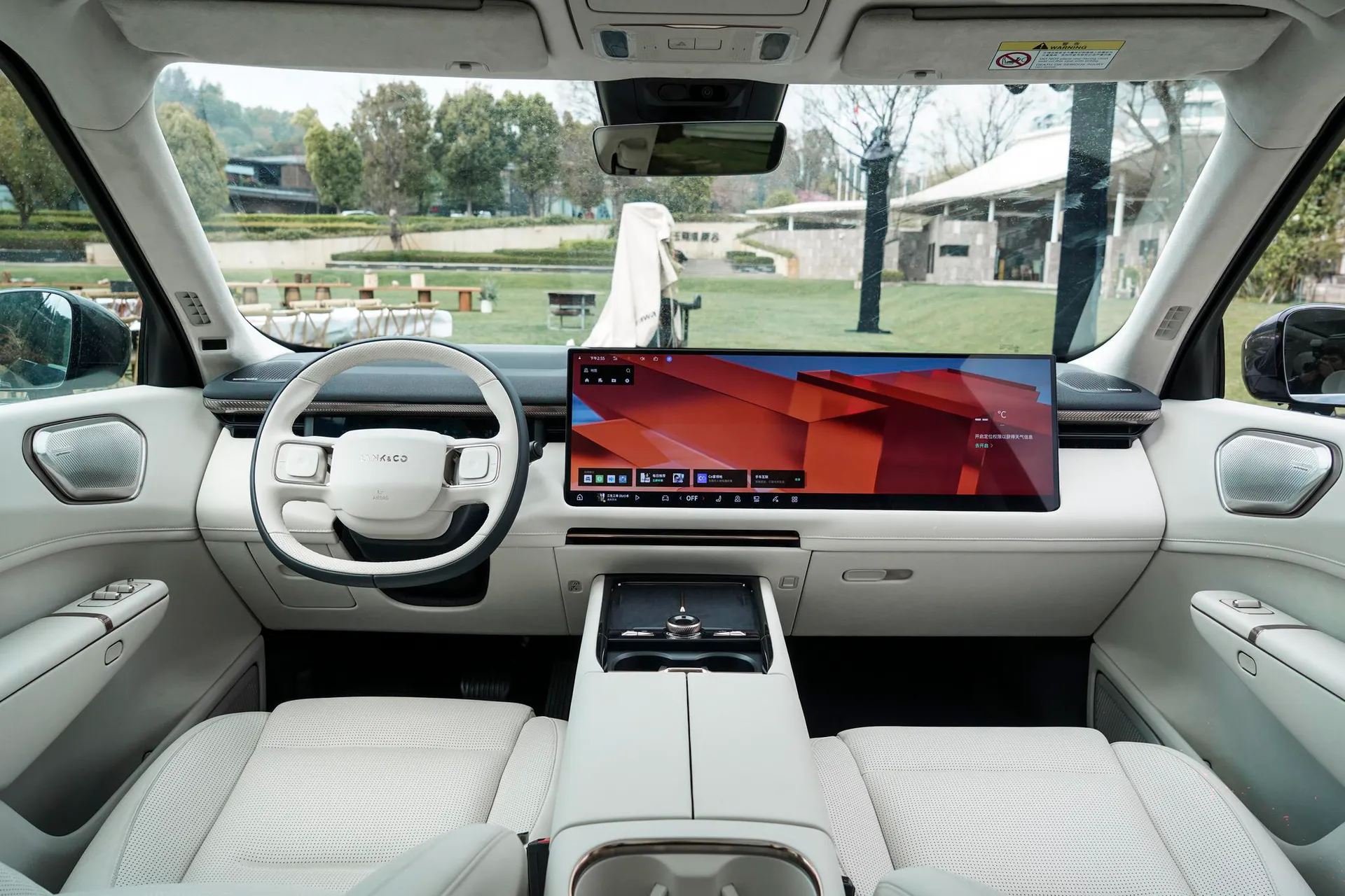  900 2.0T Ultra 6-Seater