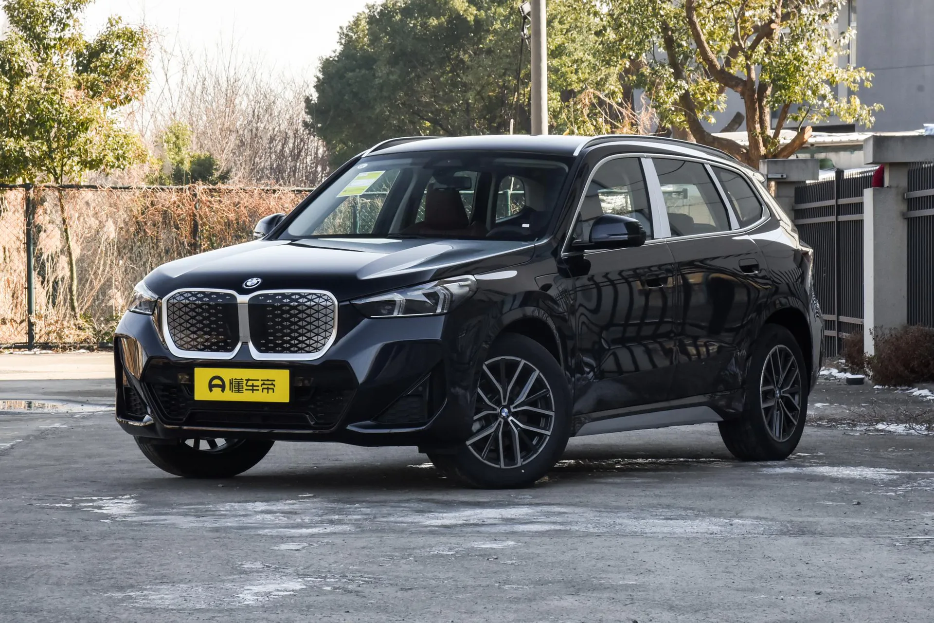  iX1 eDrive 25 L M Sport Package