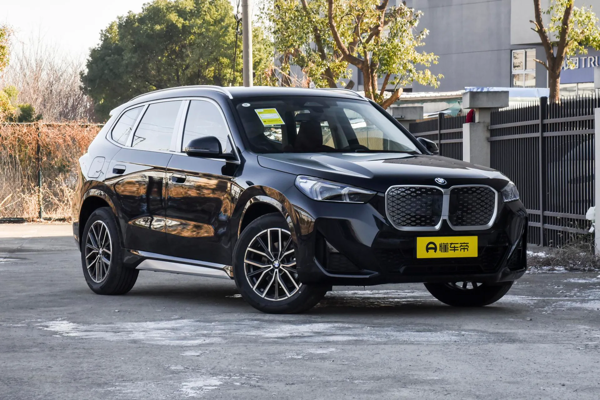  iX1 eDrive 25 L M Sport Package