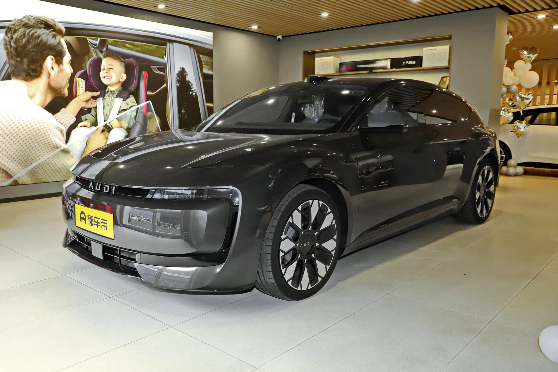  E5 Sportback Flagship quattro