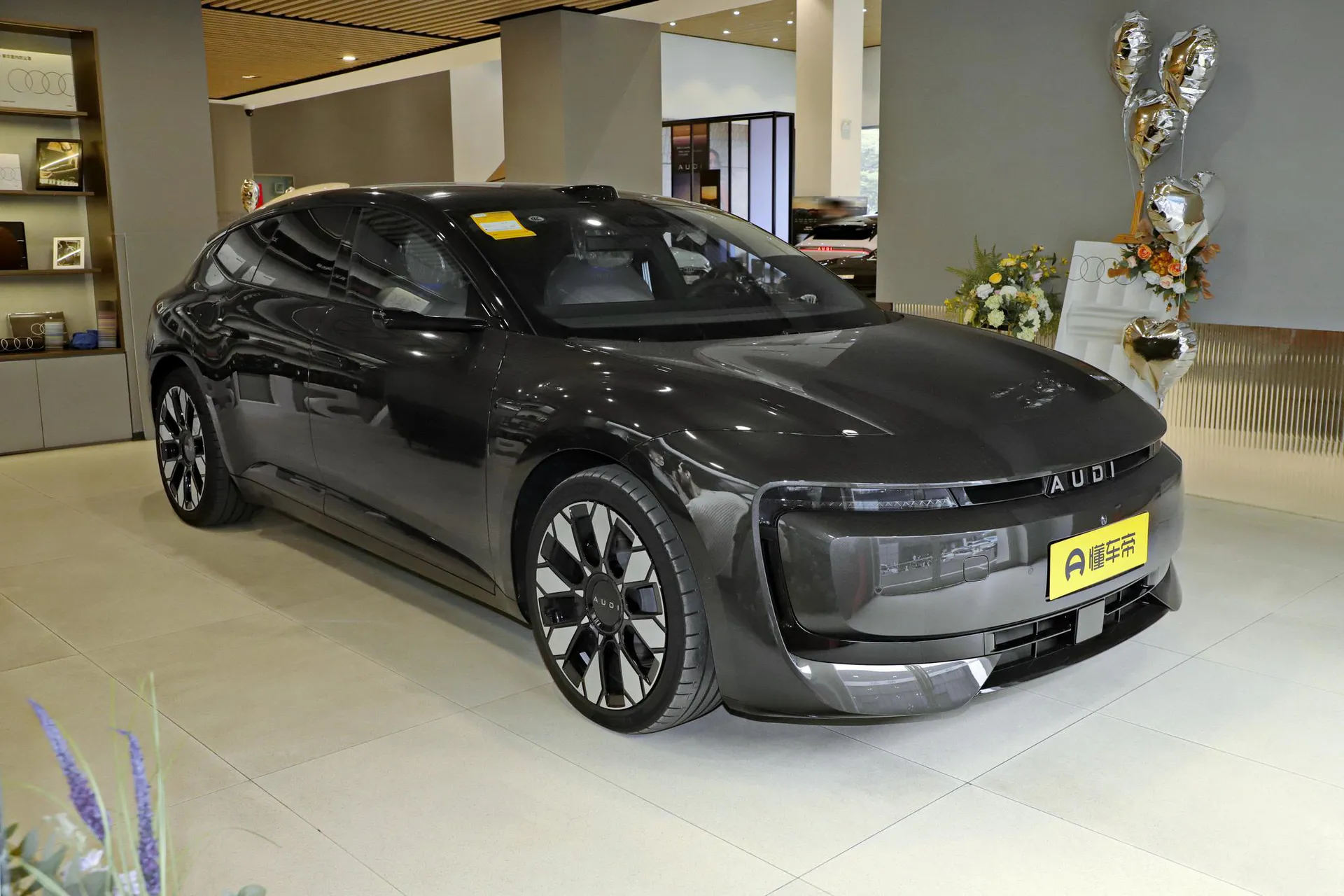  E5 Sportback Flagship quattro