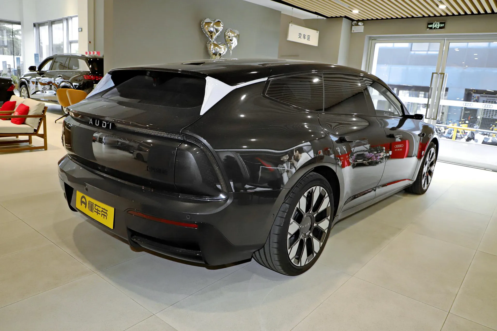  E5 Sportback Flagship quattro