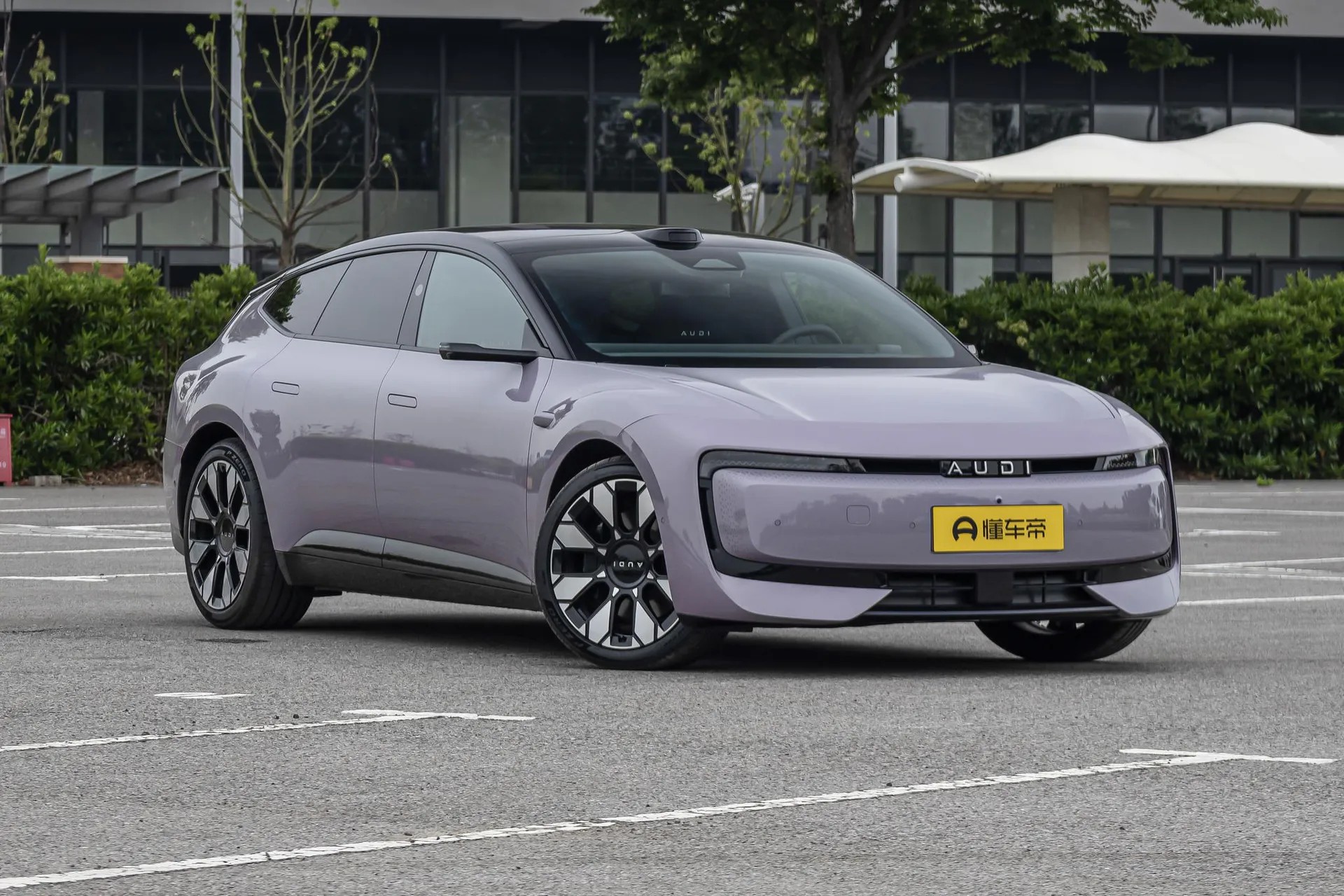  E5 Sportback Flagship quattro